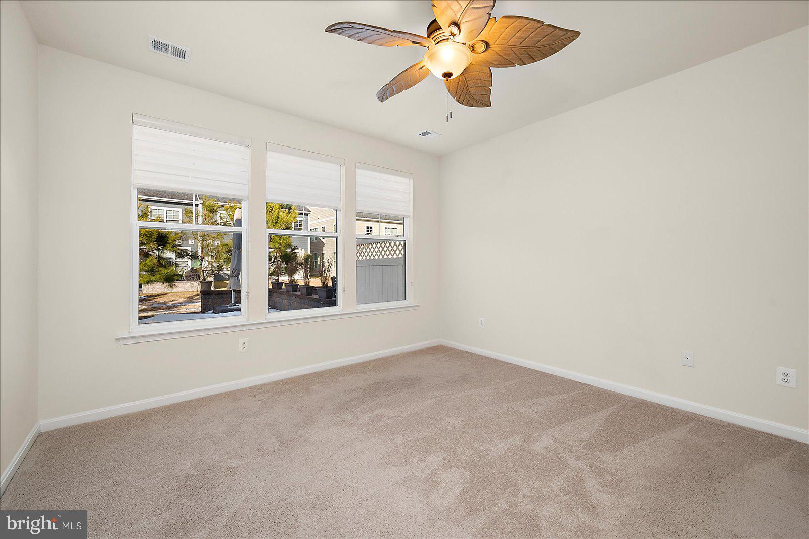 BAYSIDE - Residential