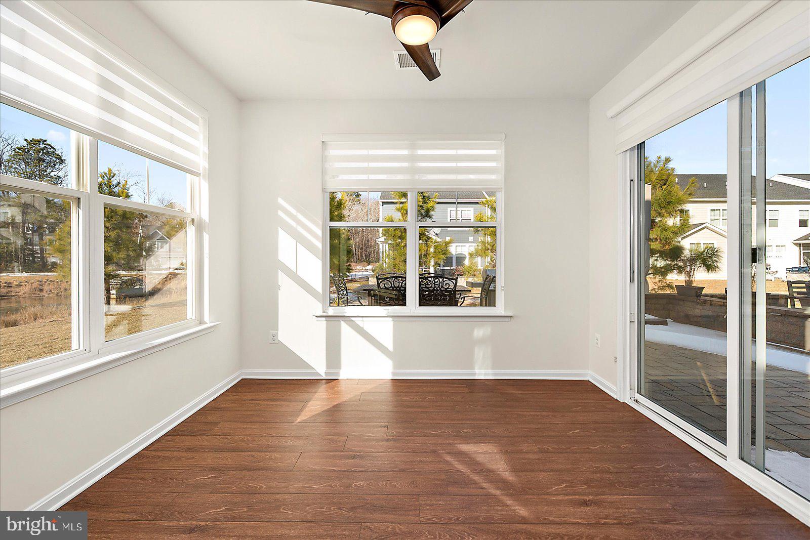 BAYSIDE - Residential