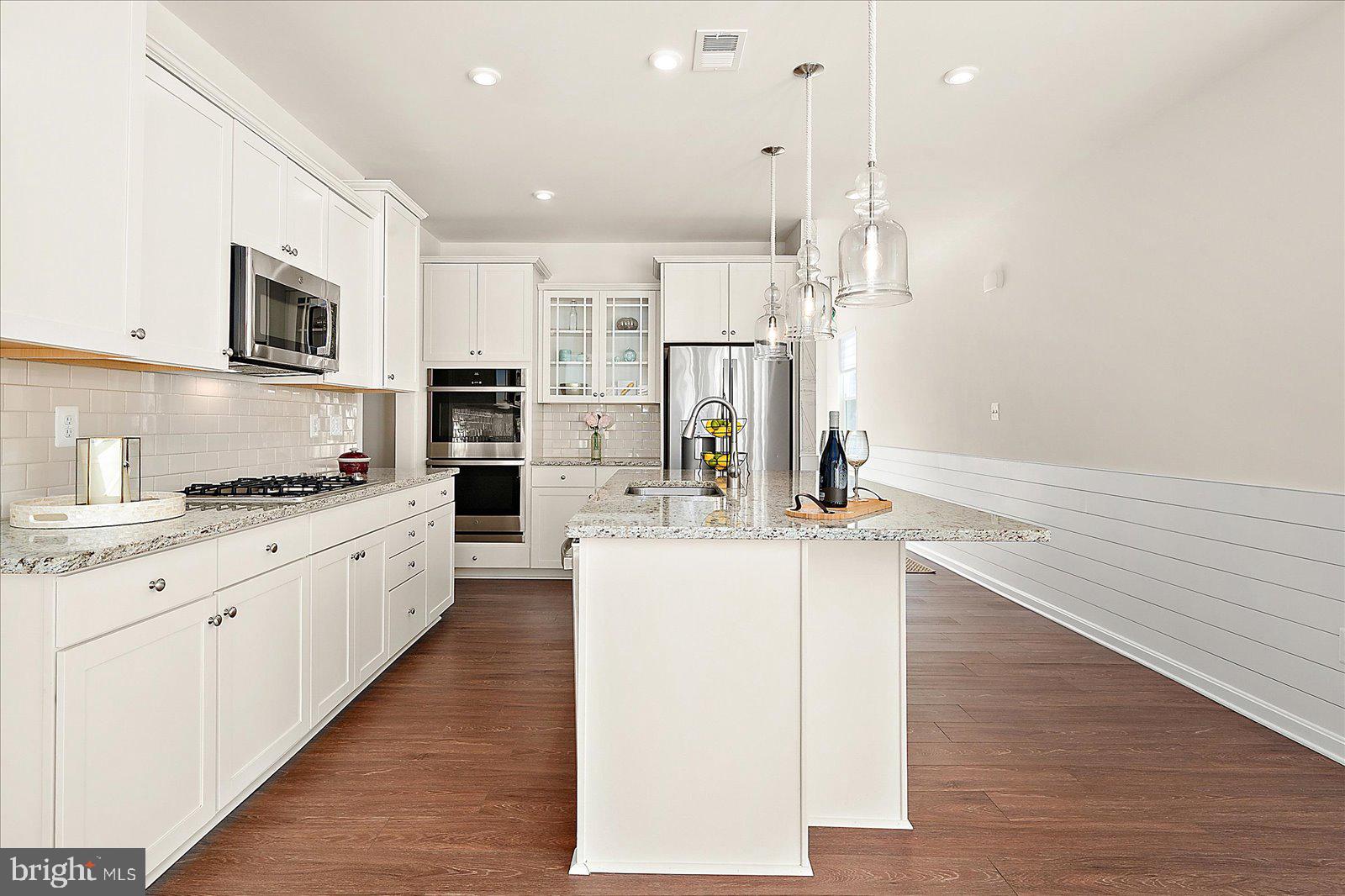 BAYSIDE - Residential