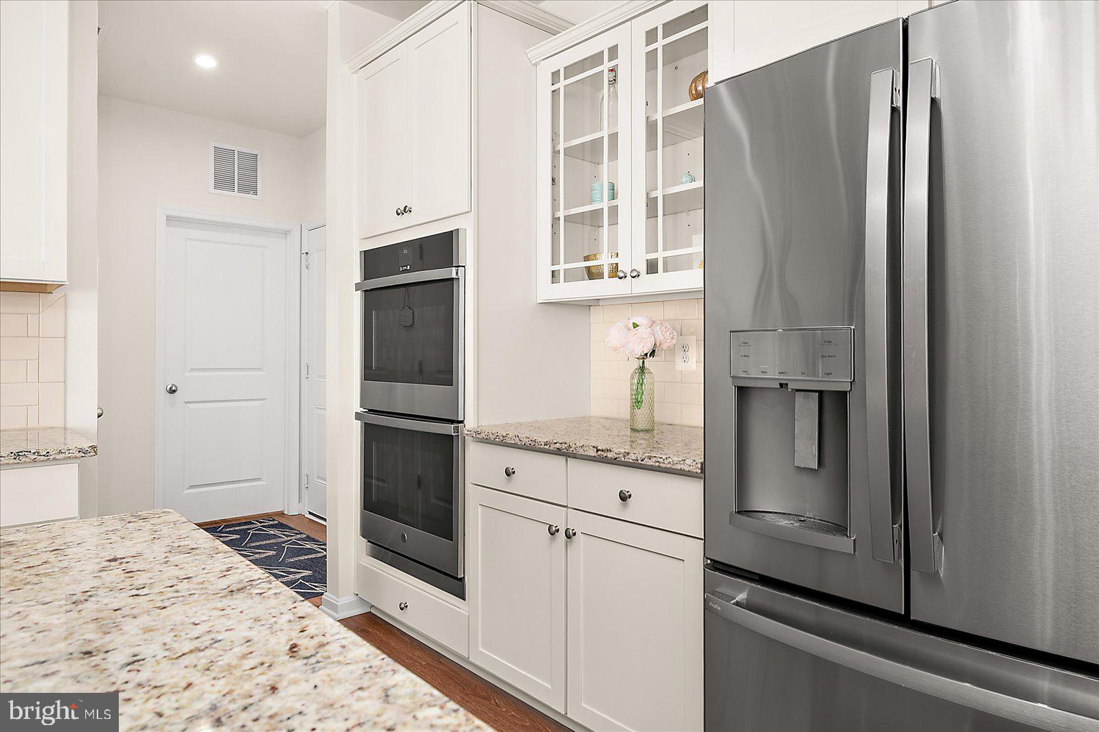 BAYSIDE - Residential