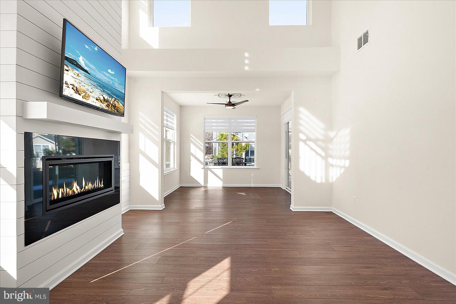 BAYSIDE - Residential