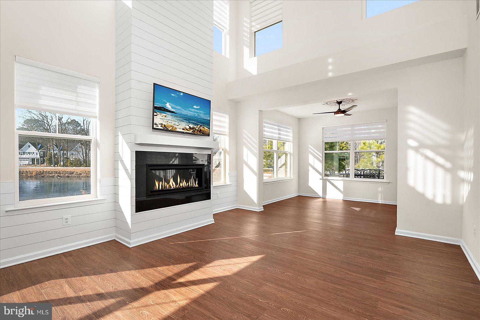 BAYSIDE - Residential