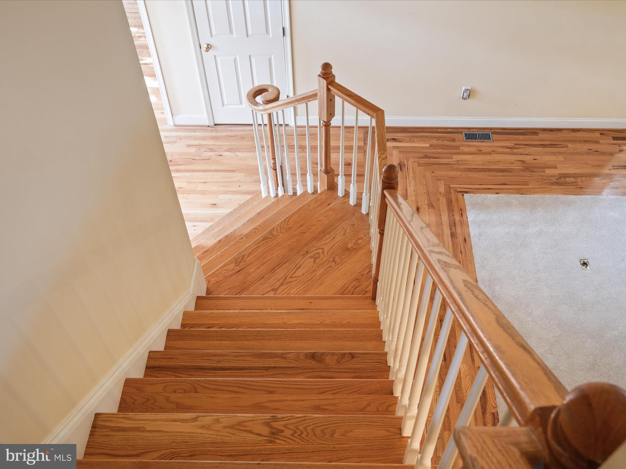 RAVENWING - Residential