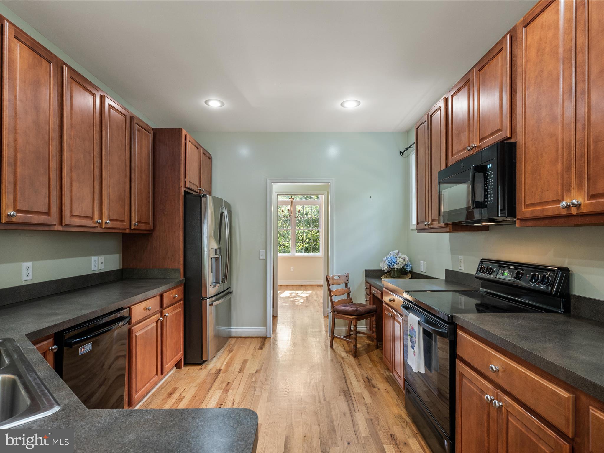 RAVENWING - Residential