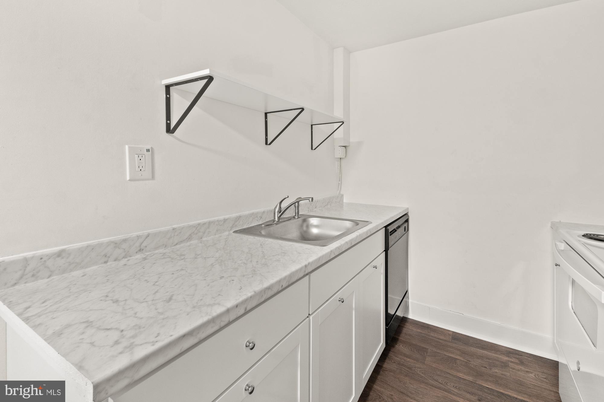 BRADDOCK HEIGHTS - Residential Lease