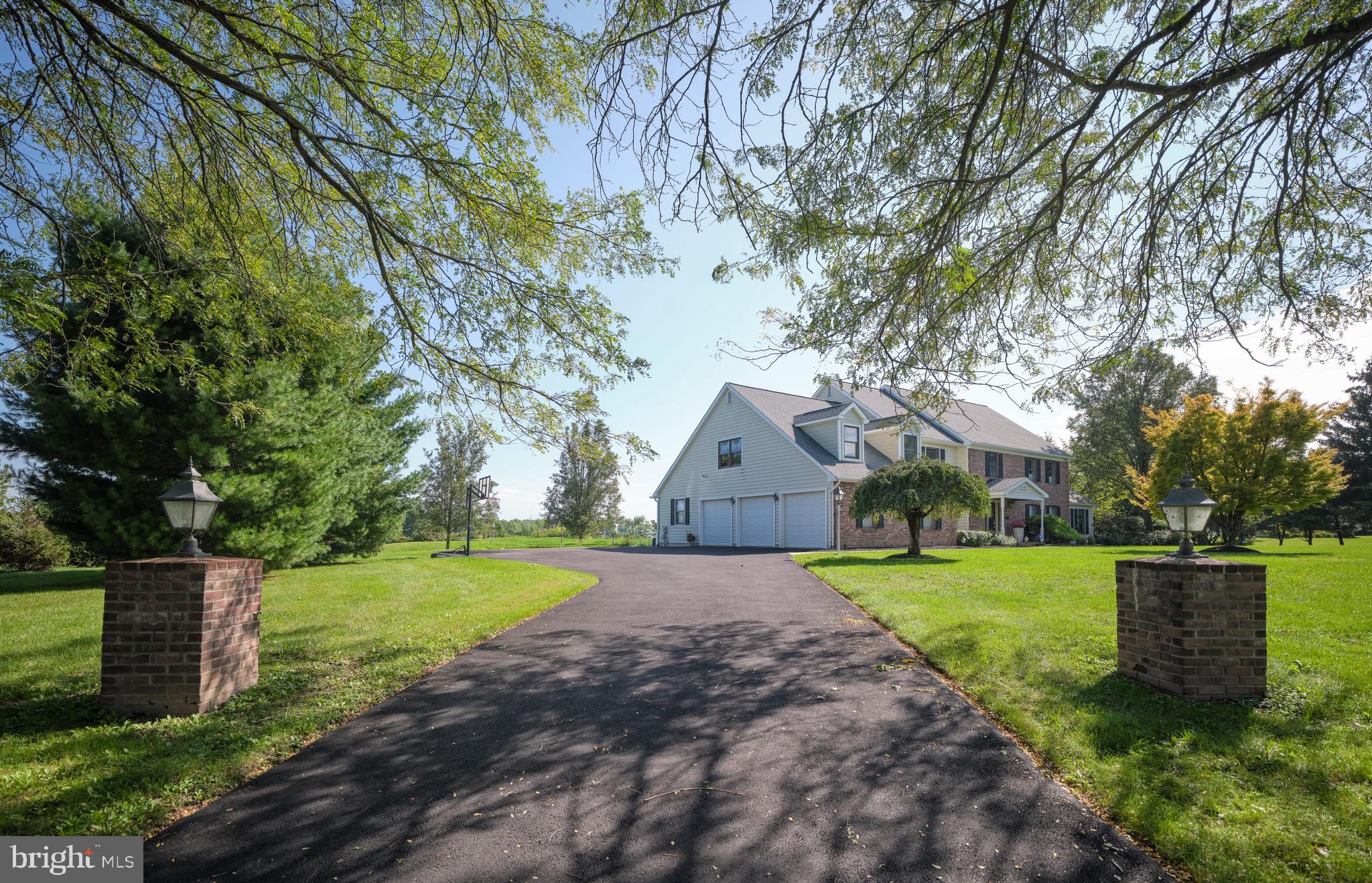 STONY HILL ESTS - Residential