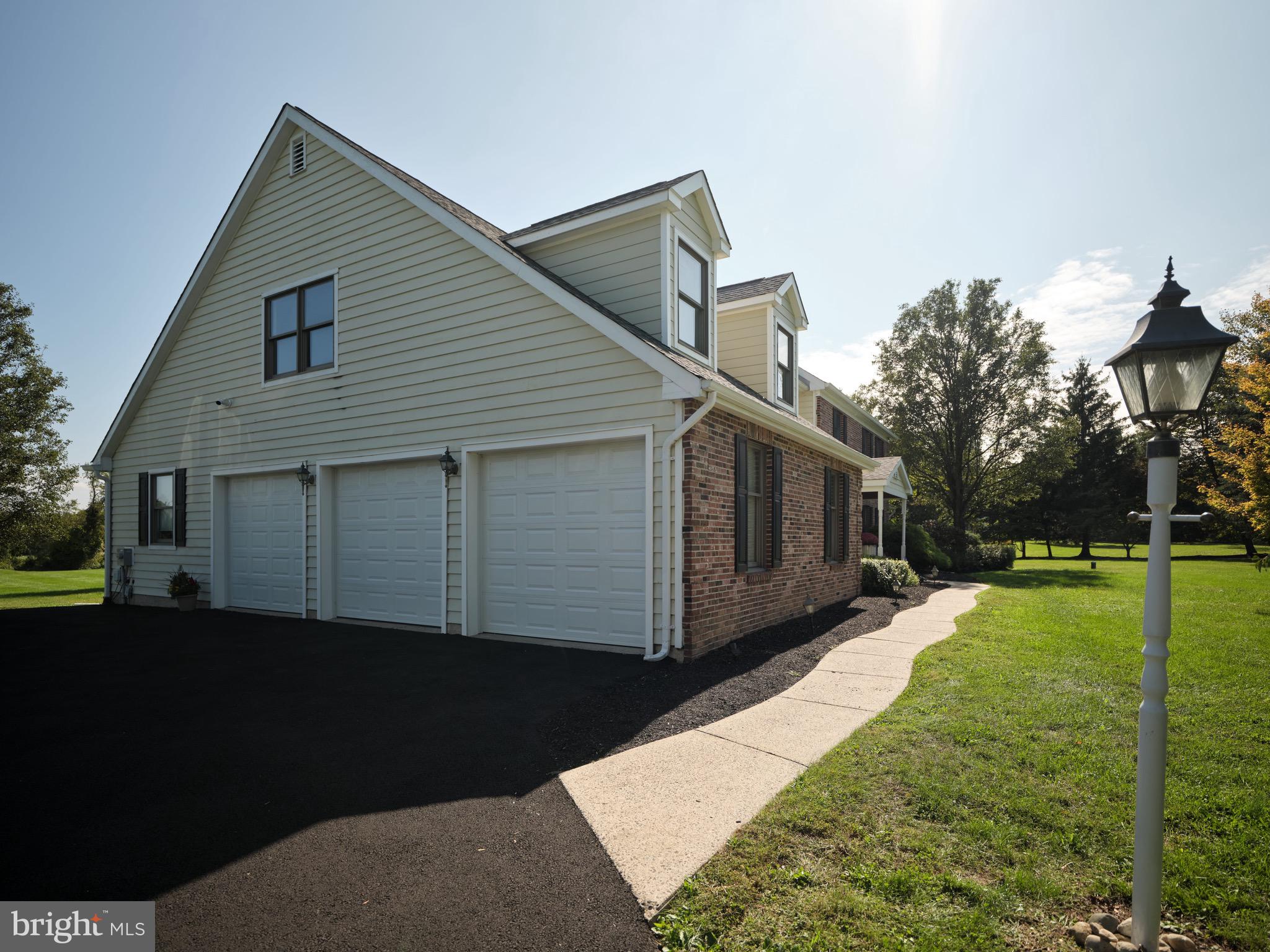 STONY HILL ESTS - Residential