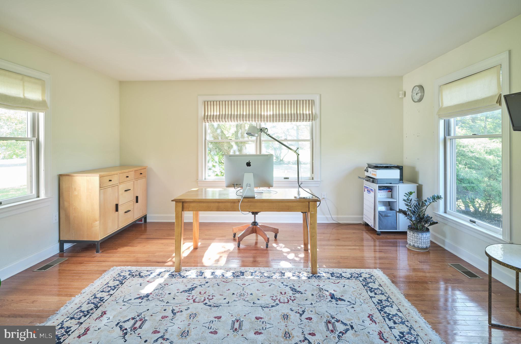 STONY HILL ESTS - Residential