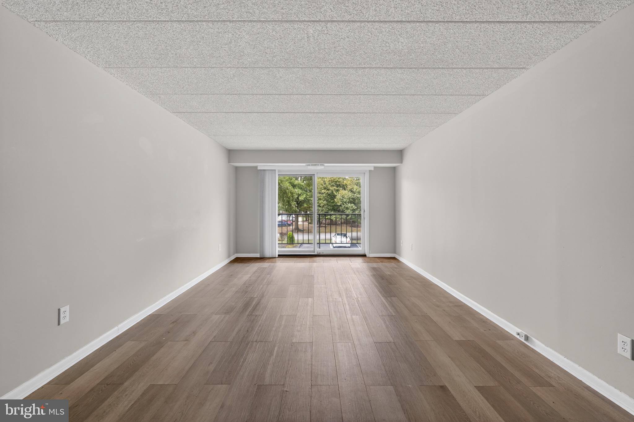 PUTNAM VIL - Residential