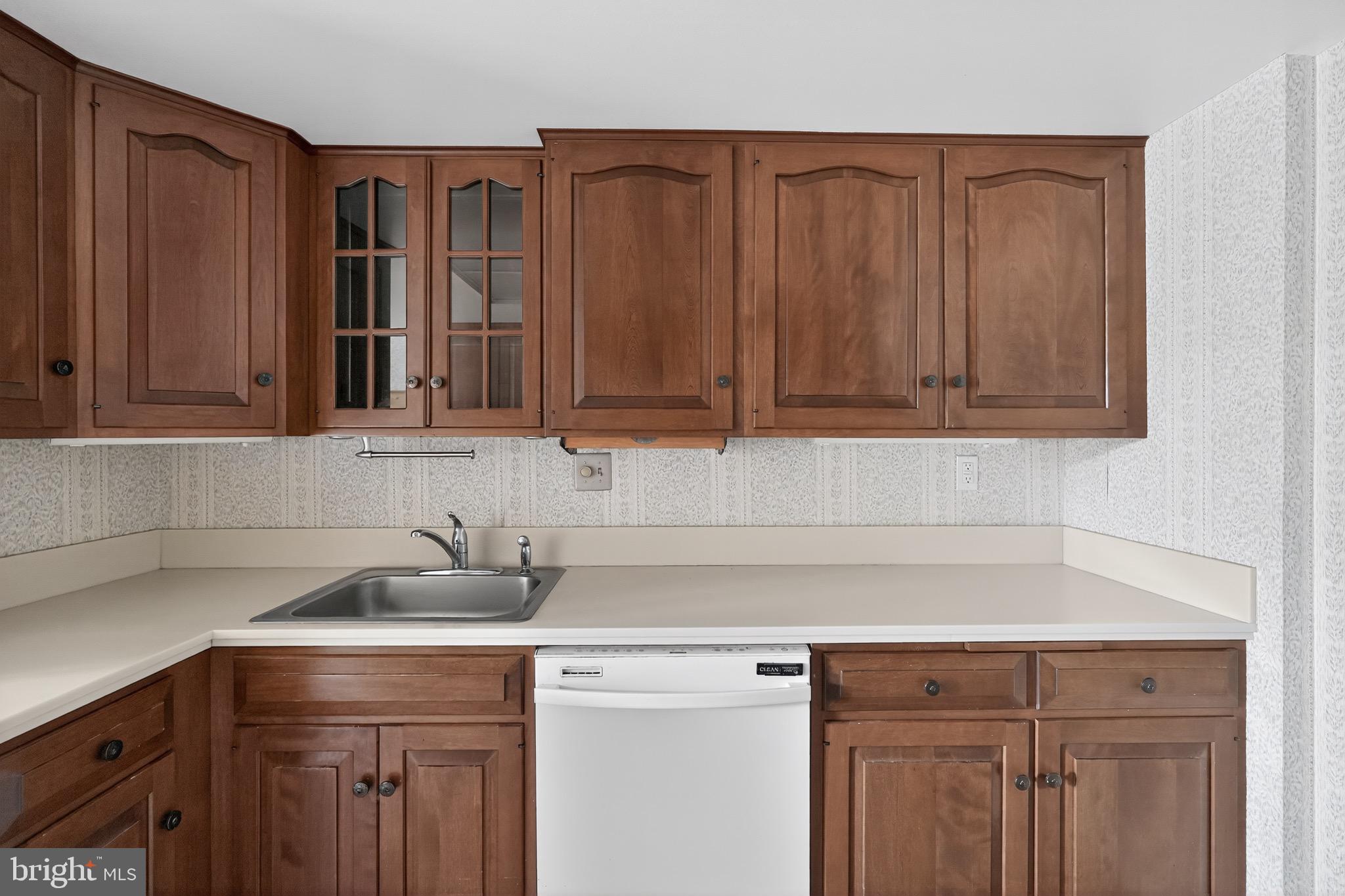 PUTNAM VIL - Residential