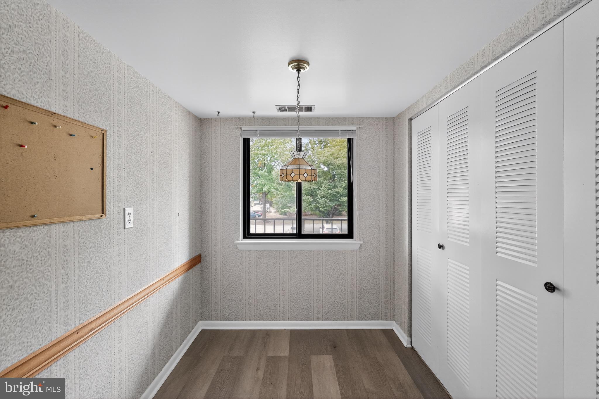 PUTNAM VIL - Residential