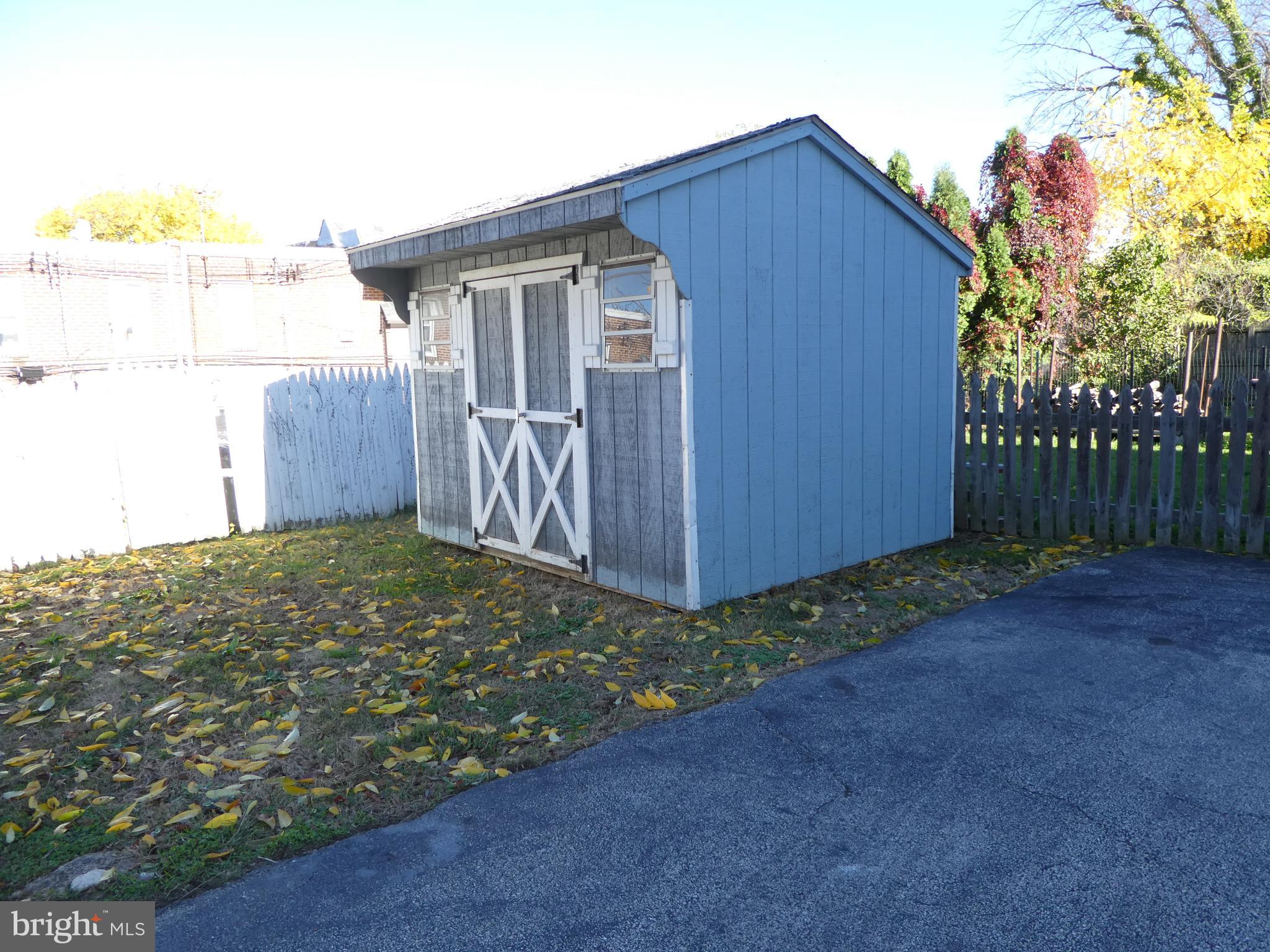 KIRKLYN - Residential