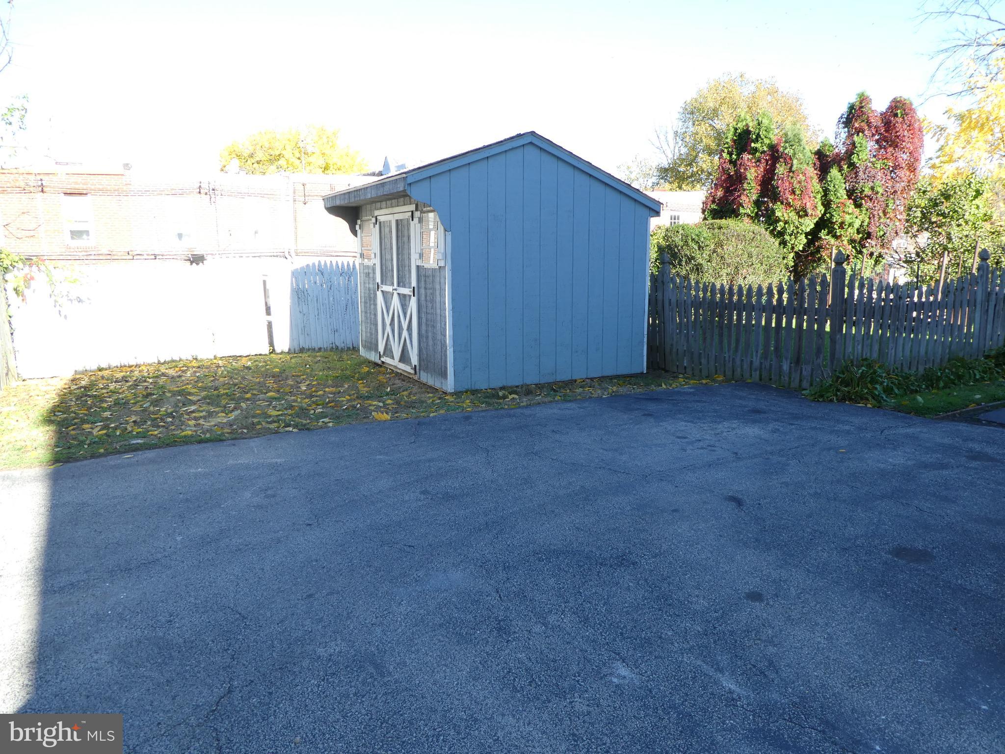 KIRKLYN - Residential