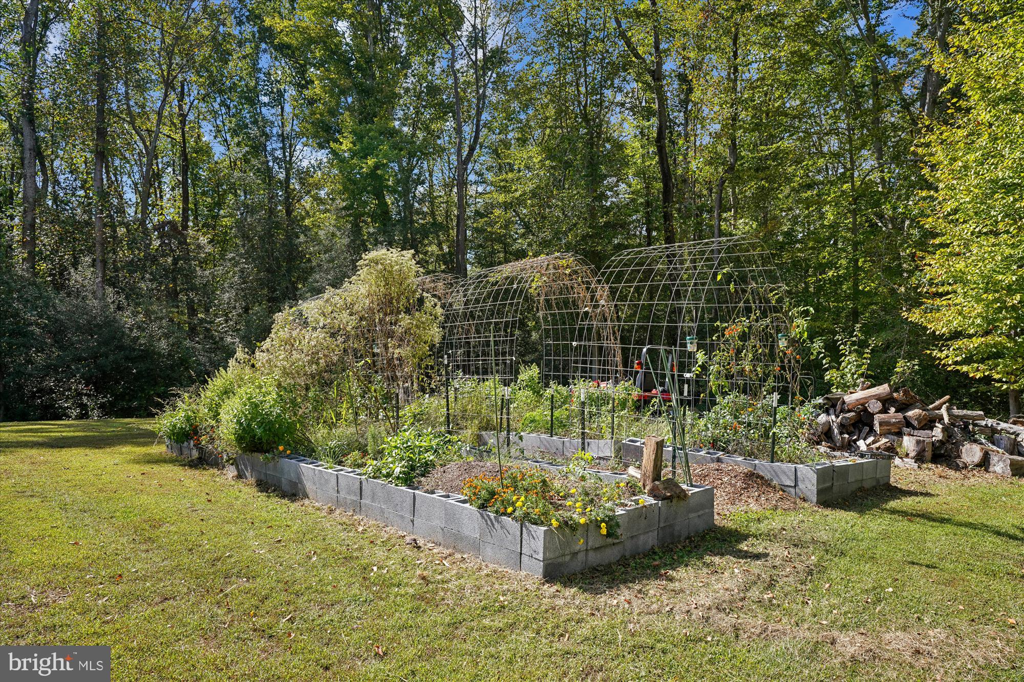 HOLLYBROOK FARM SUB - Residential