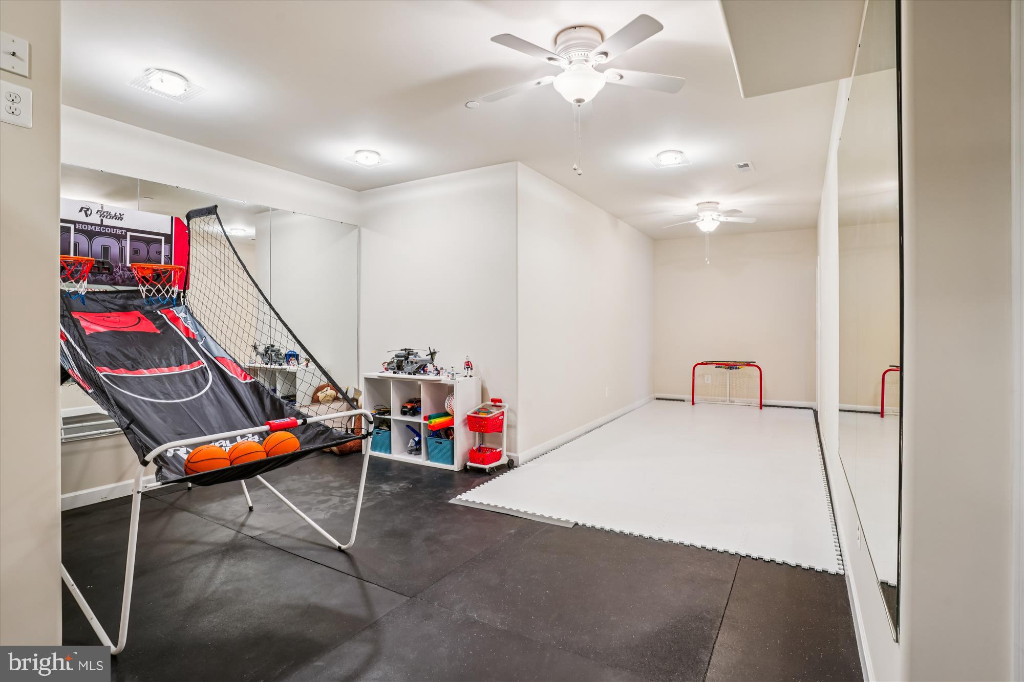 HOLLYBROOK FARM SUB - Residential