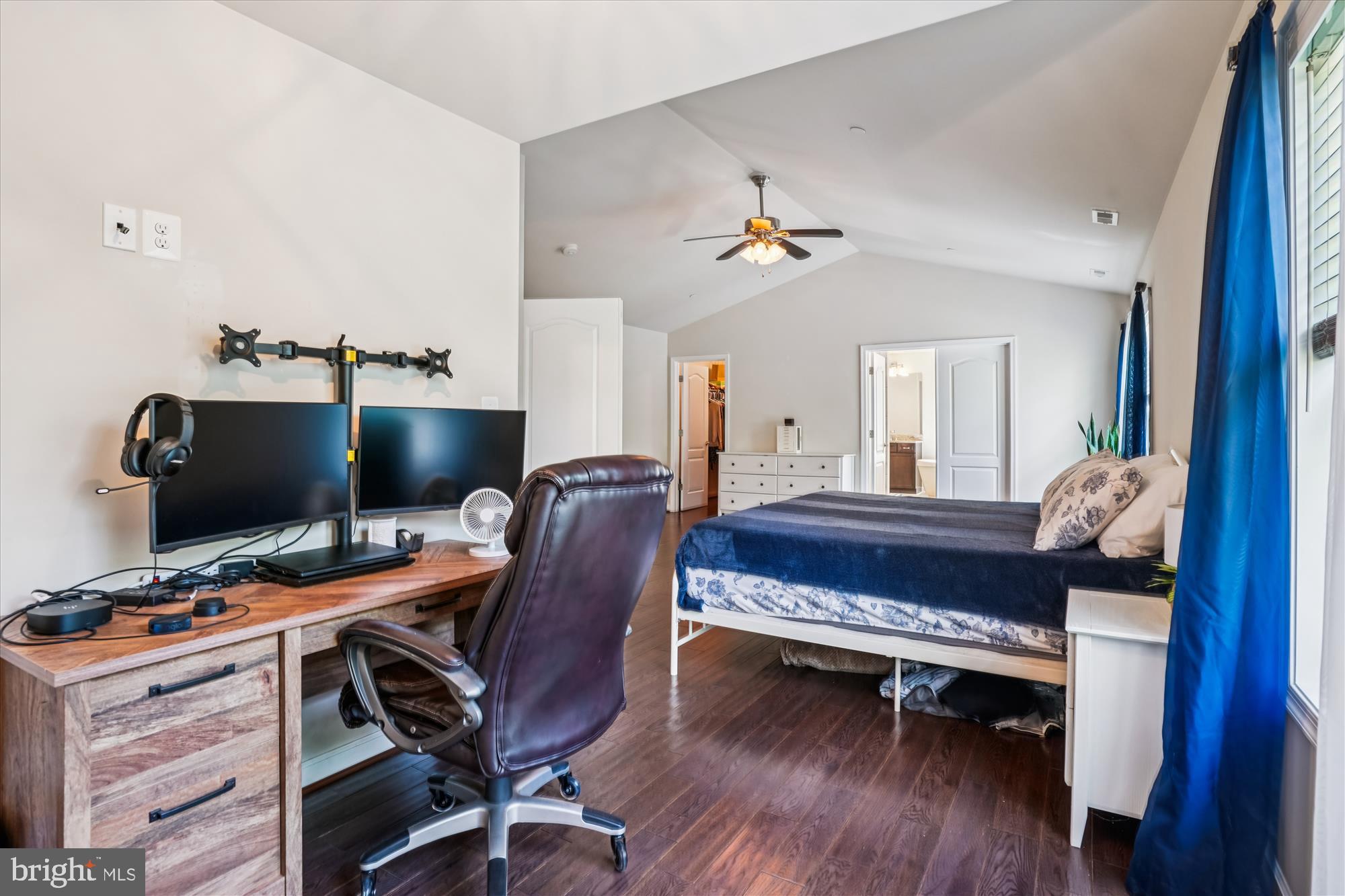 HOLLYBROOK FARM SUB - Residential