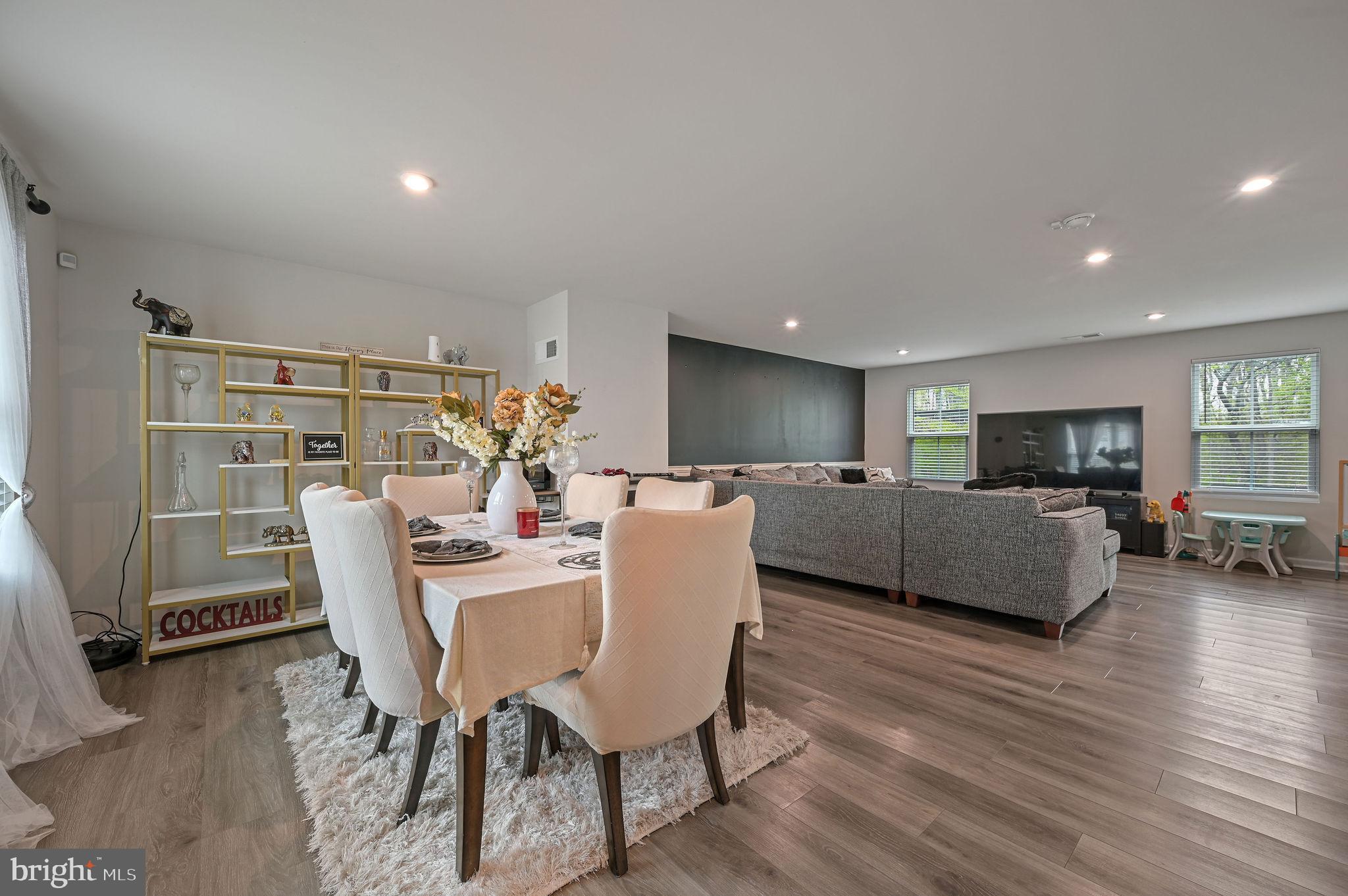 343 SEDIMENTARY ROCK ROAD