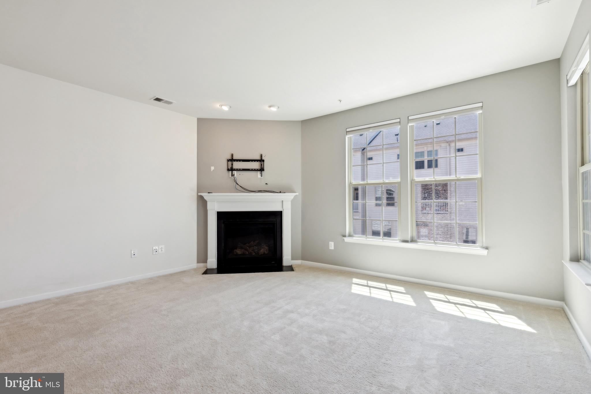 LINTON AT BALLENGER - Residential