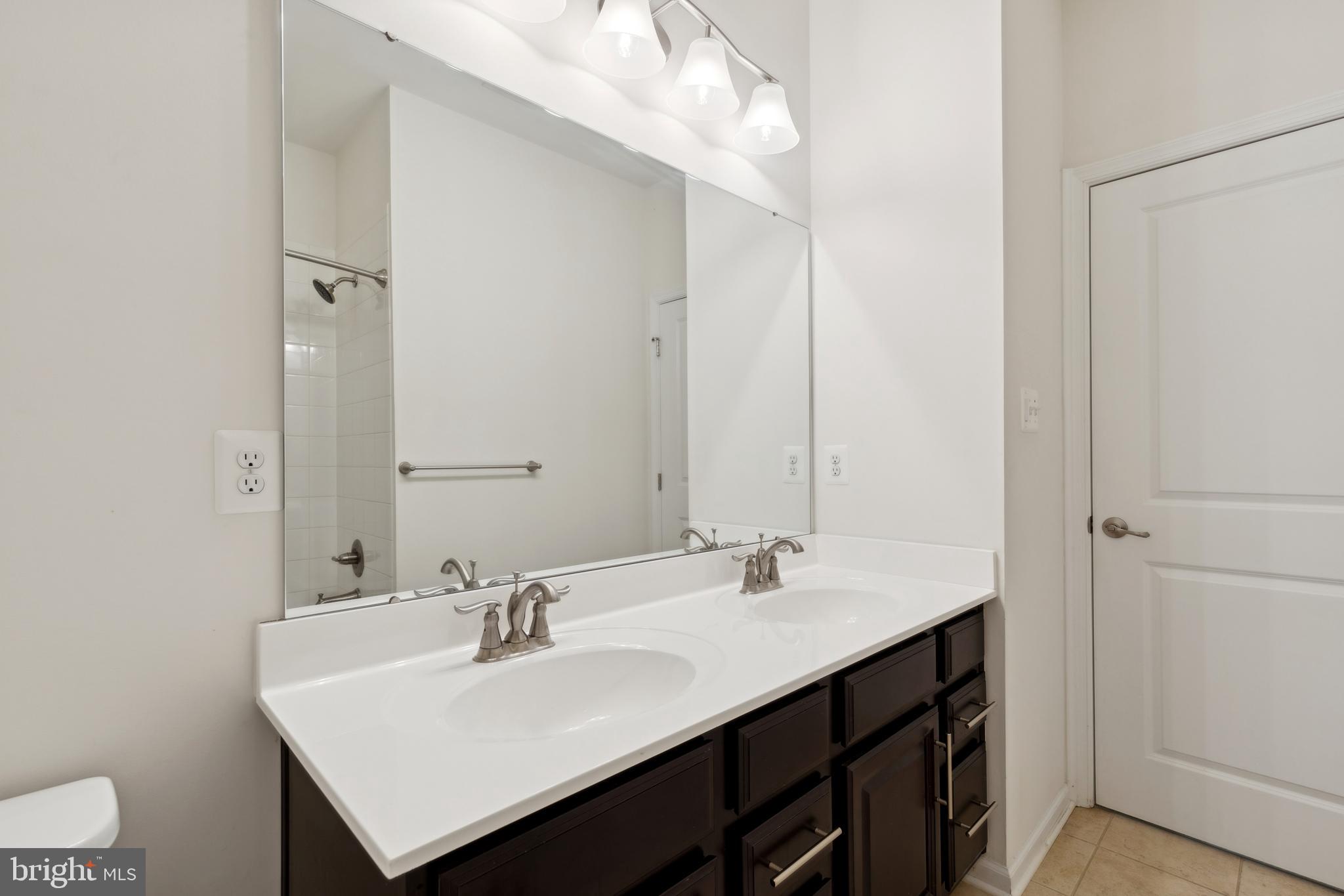 LINTON AT BALLENGER - Residential