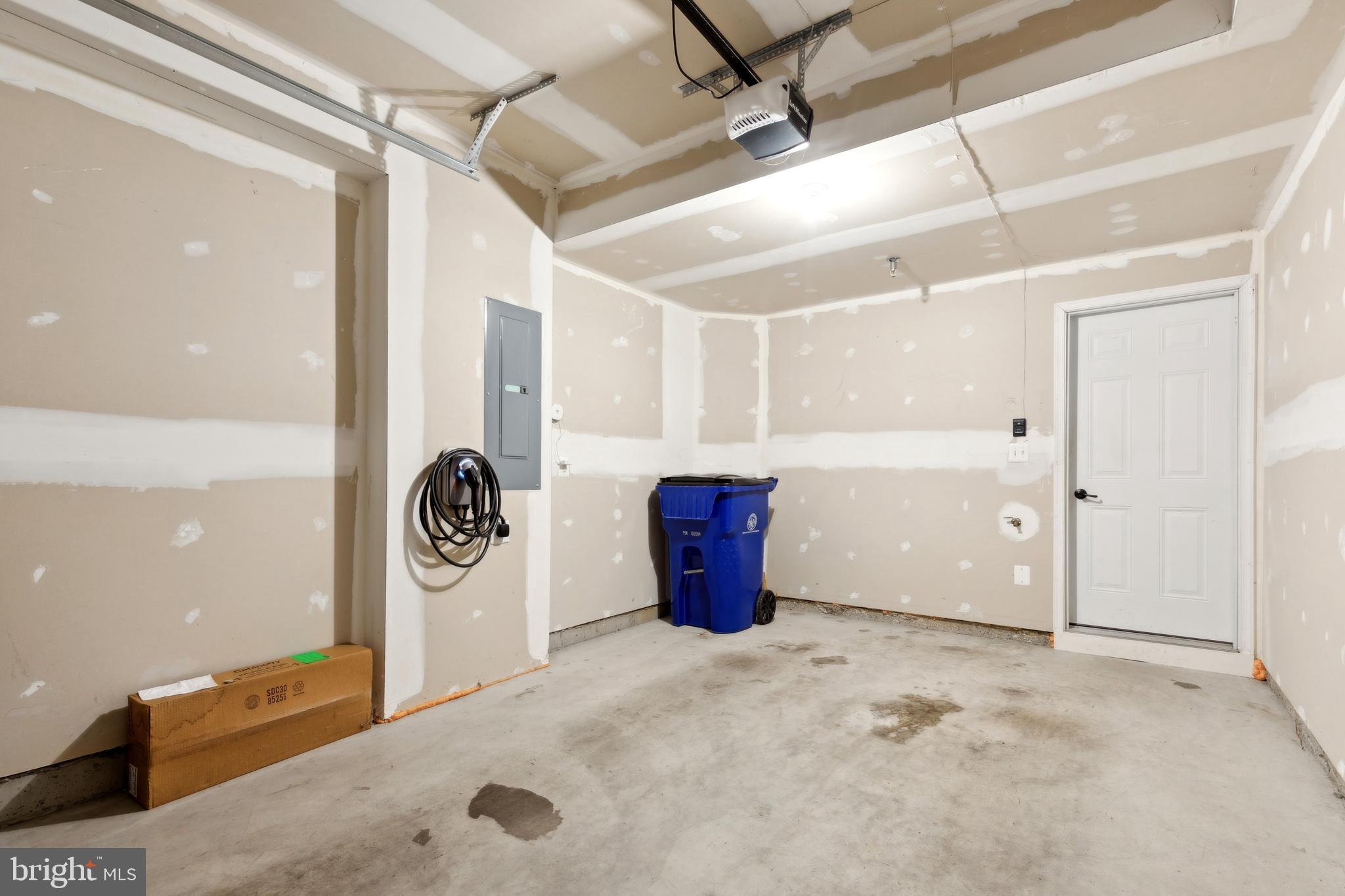 LINTON AT BALLENGER - Residential