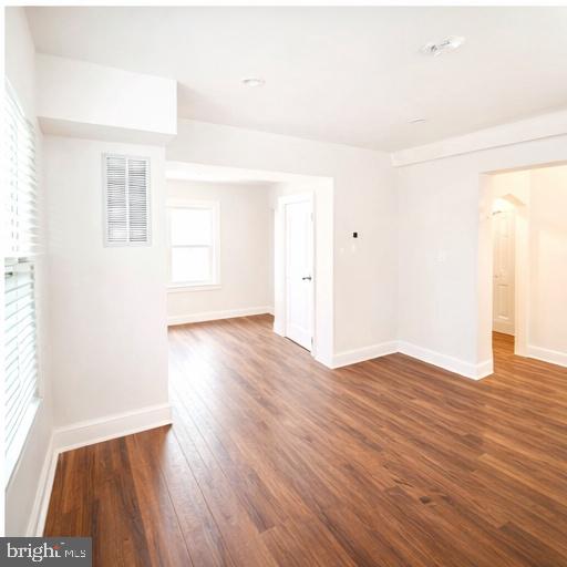 2607 HAMLIN STREET NE