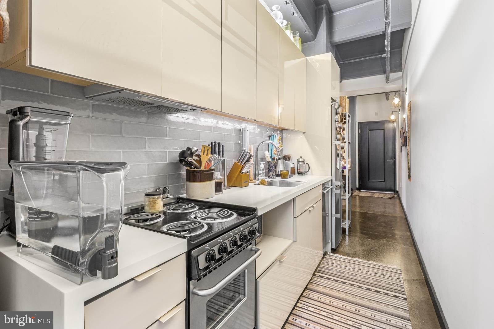 FISHTOWN - Residential Lease