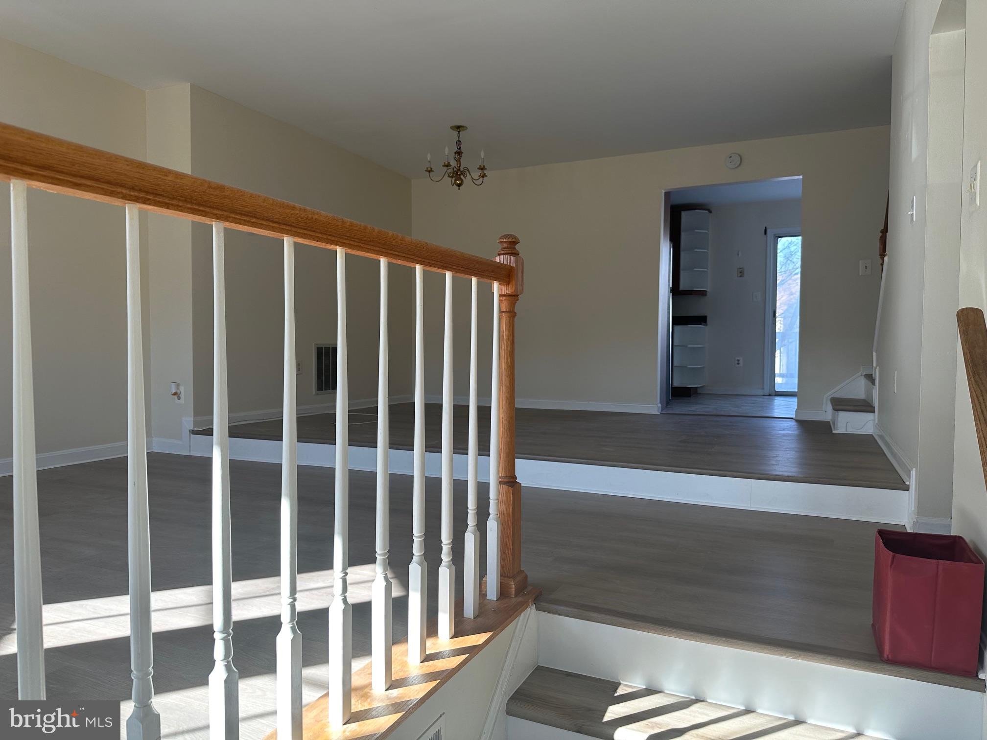 FERNSHIRE FARMS - Residential Lease