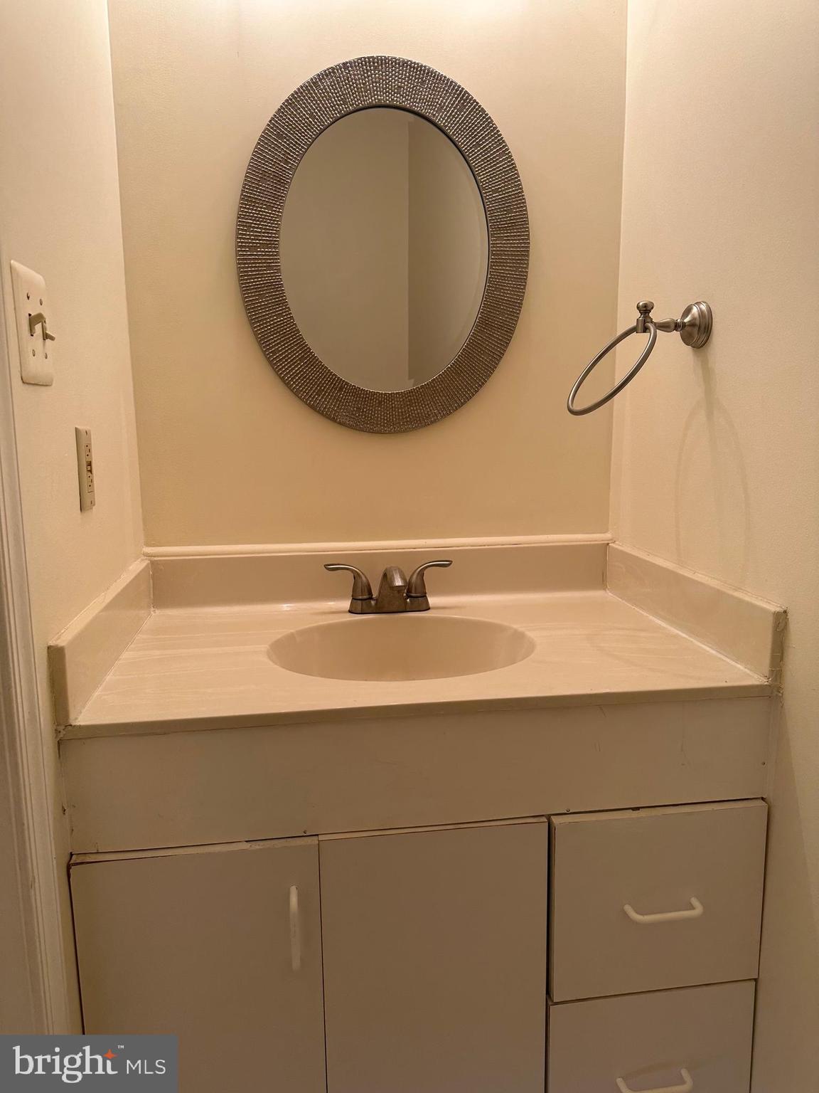 FERNSHIRE FARMS - Residential Lease