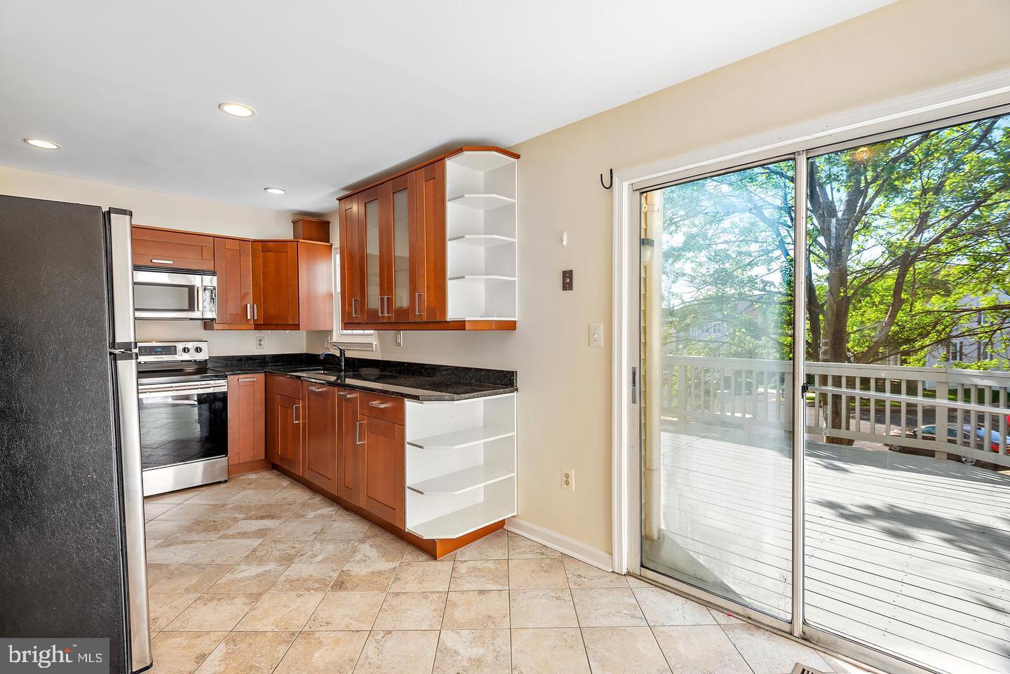 FERNSHIRE FARMS - Residential Lease