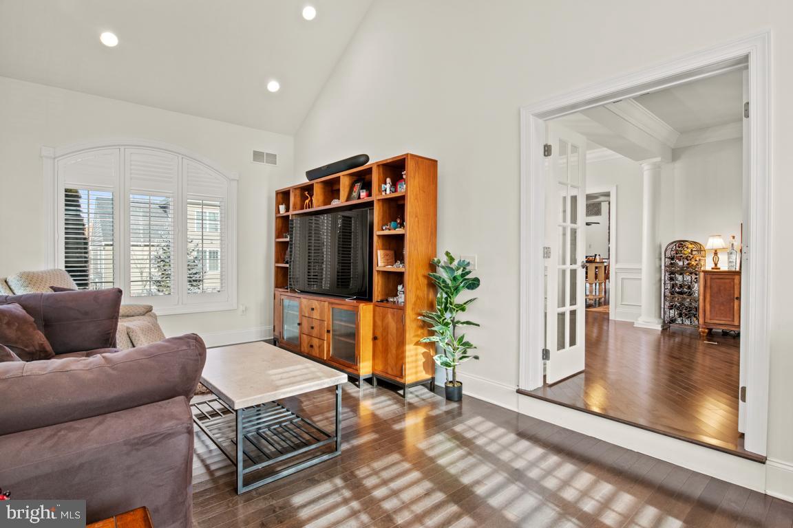 HORSHAM VALLEY ESTAT - Residential