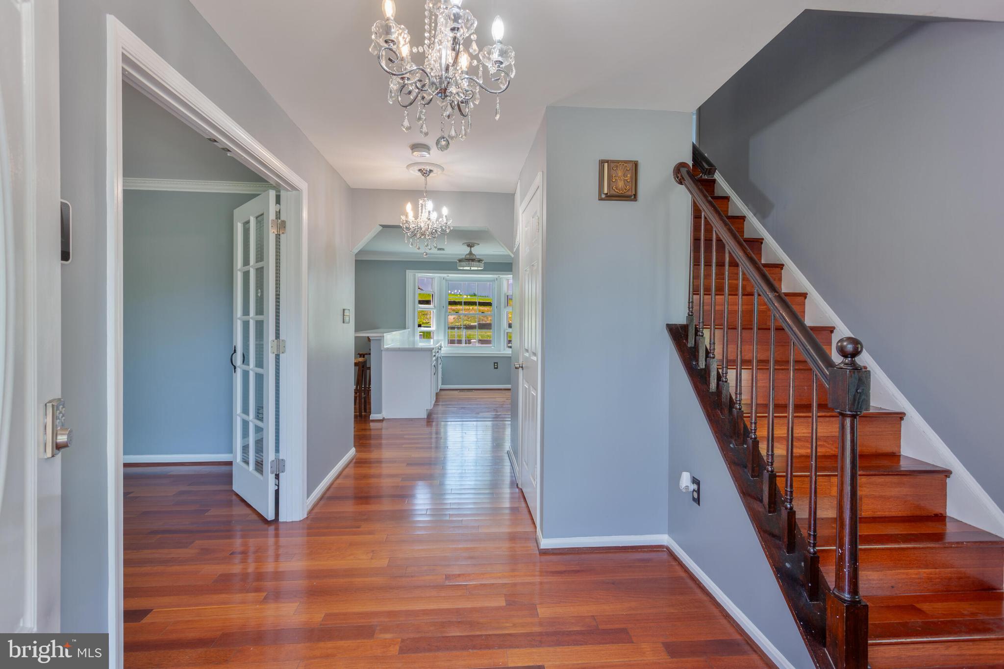 GORDONS CORNER - Residential