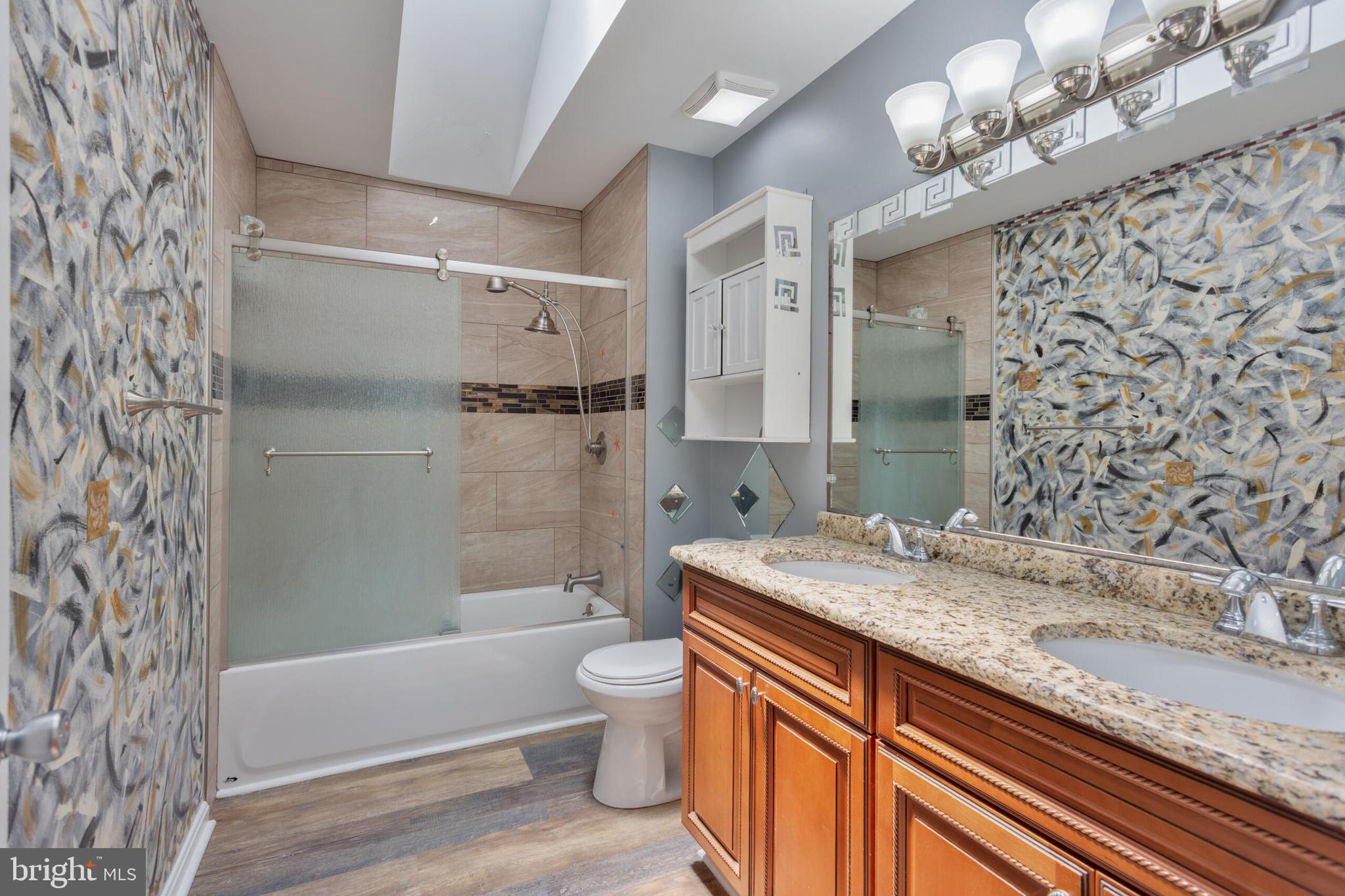 GORDONS CORNER - Residential