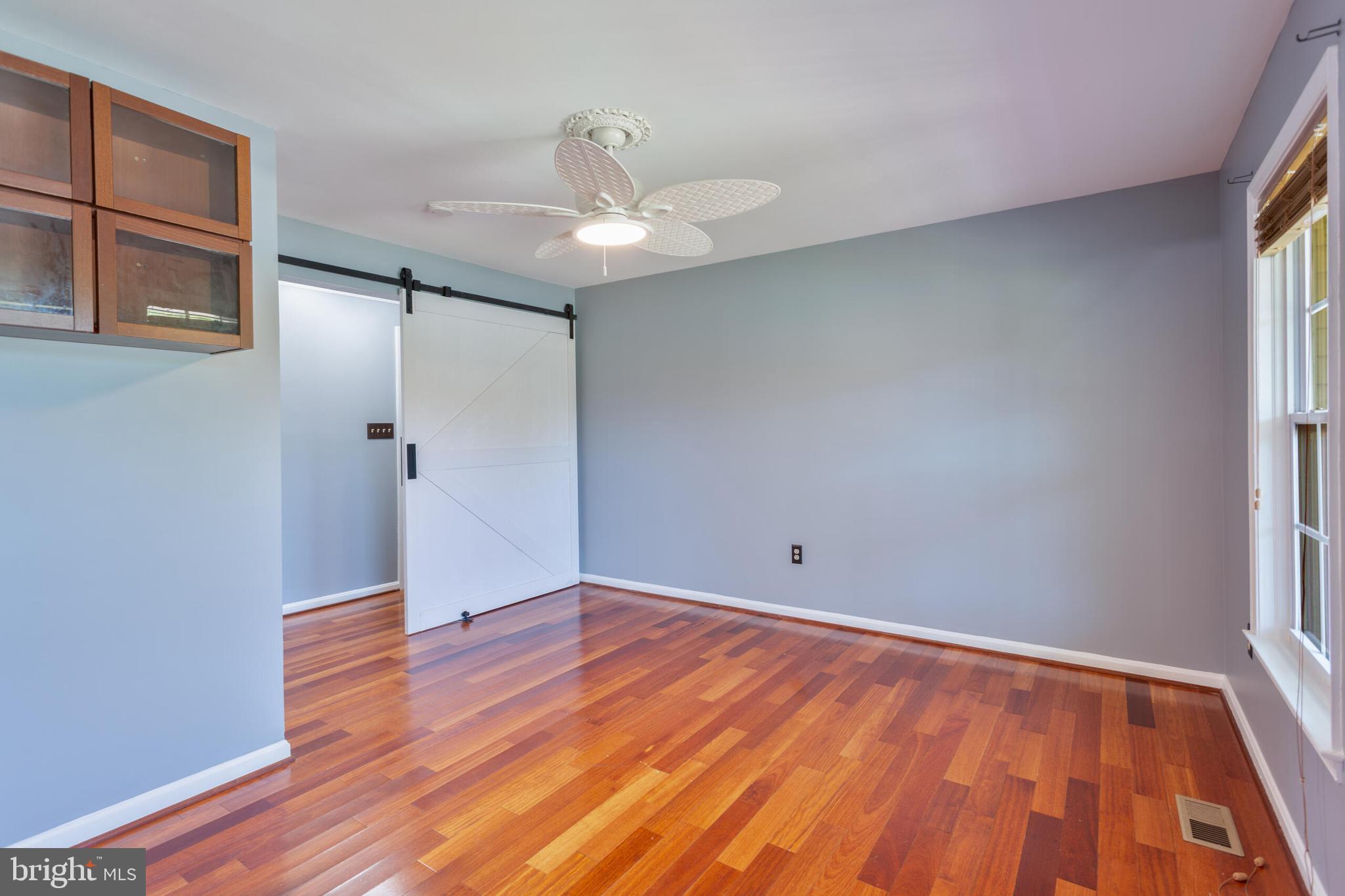 GORDONS CORNER - Residential