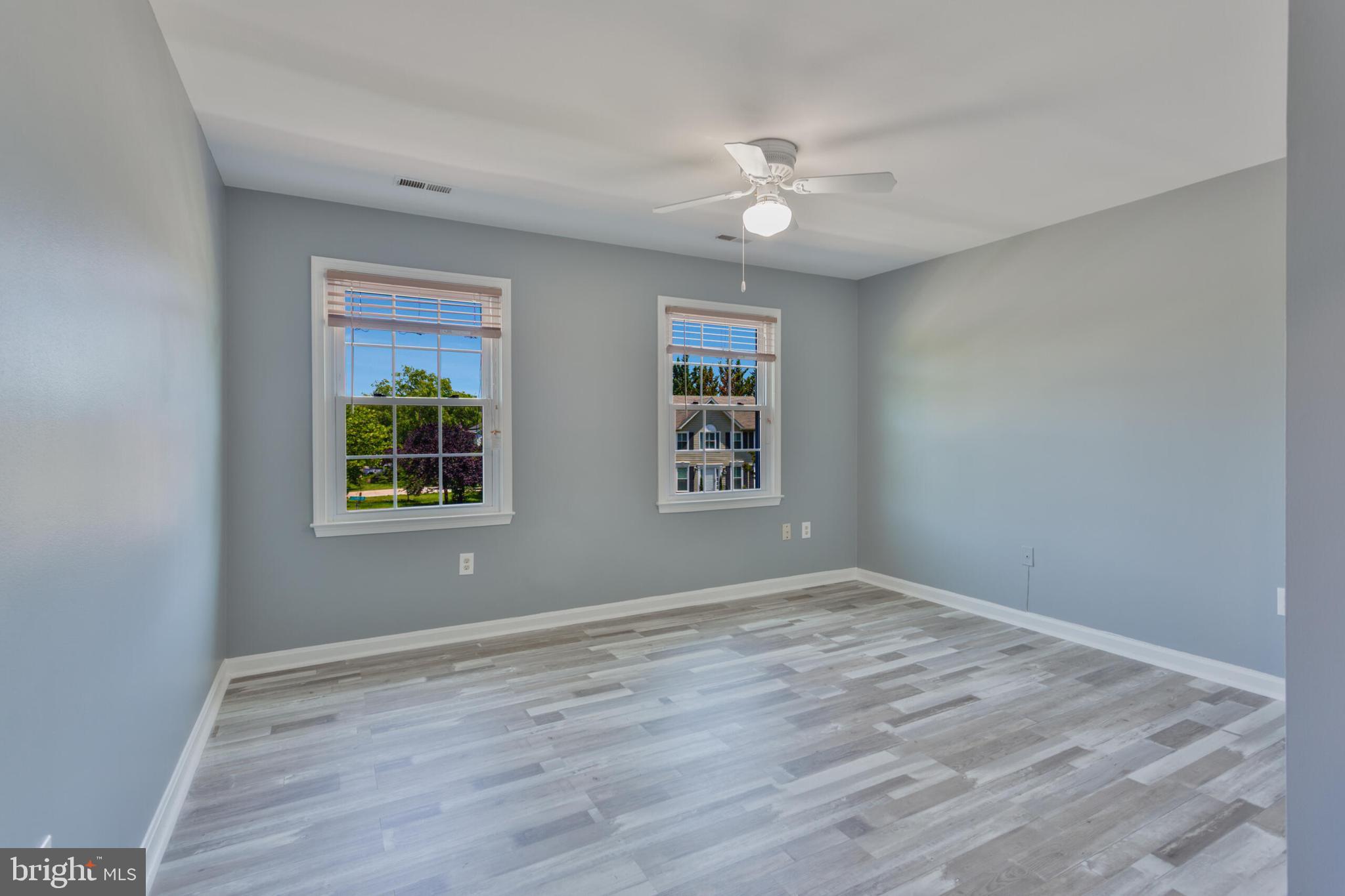 GORDONS CORNER - Residential