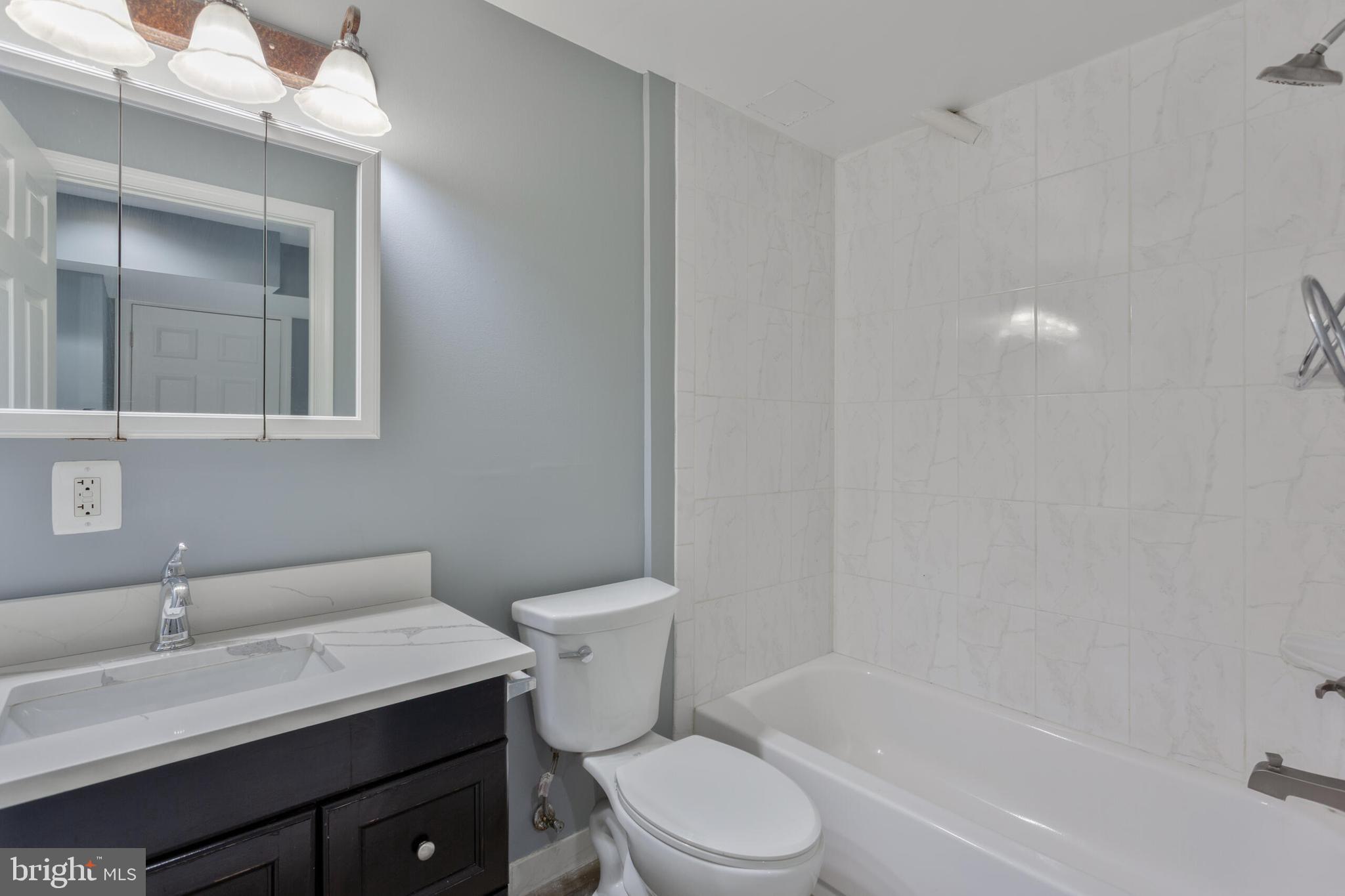 GORDONS CORNER - Residential