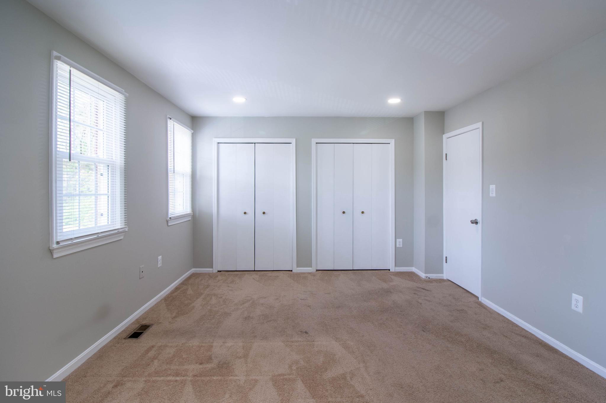 LAKEPOINTE - Residential Lease