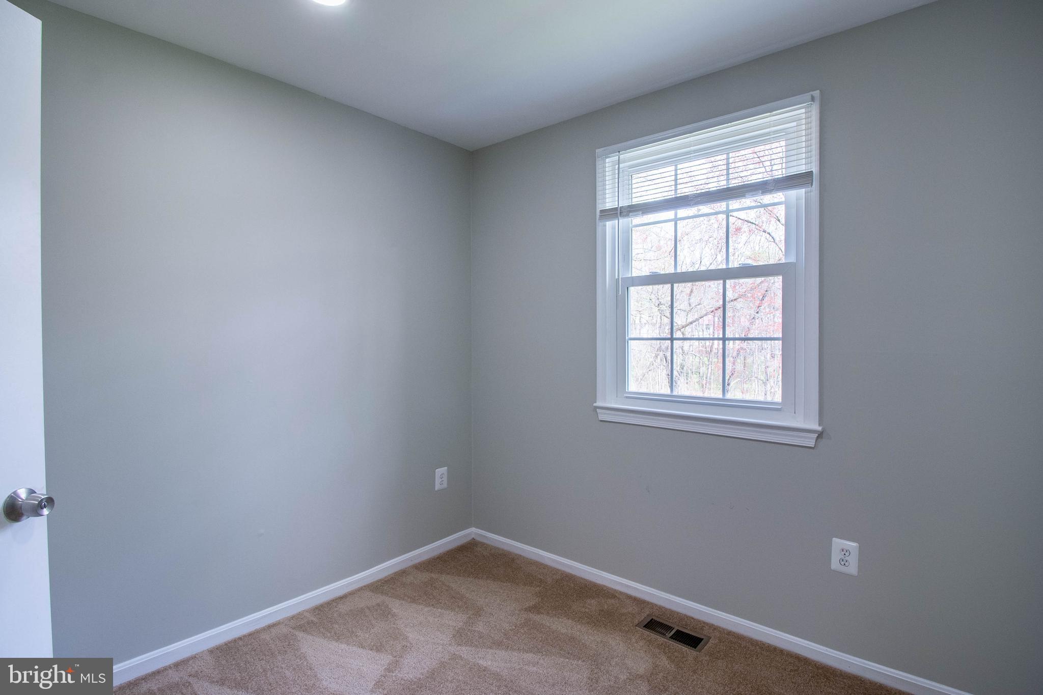LAKEPOINTE - Residential Lease