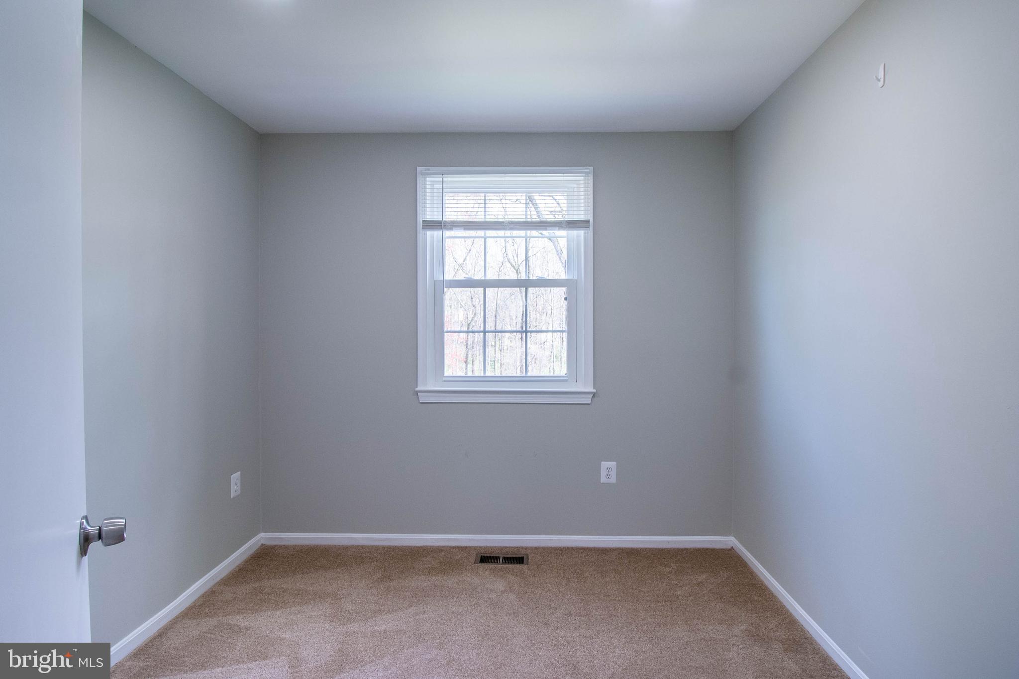 LAKEPOINTE - Residential Lease