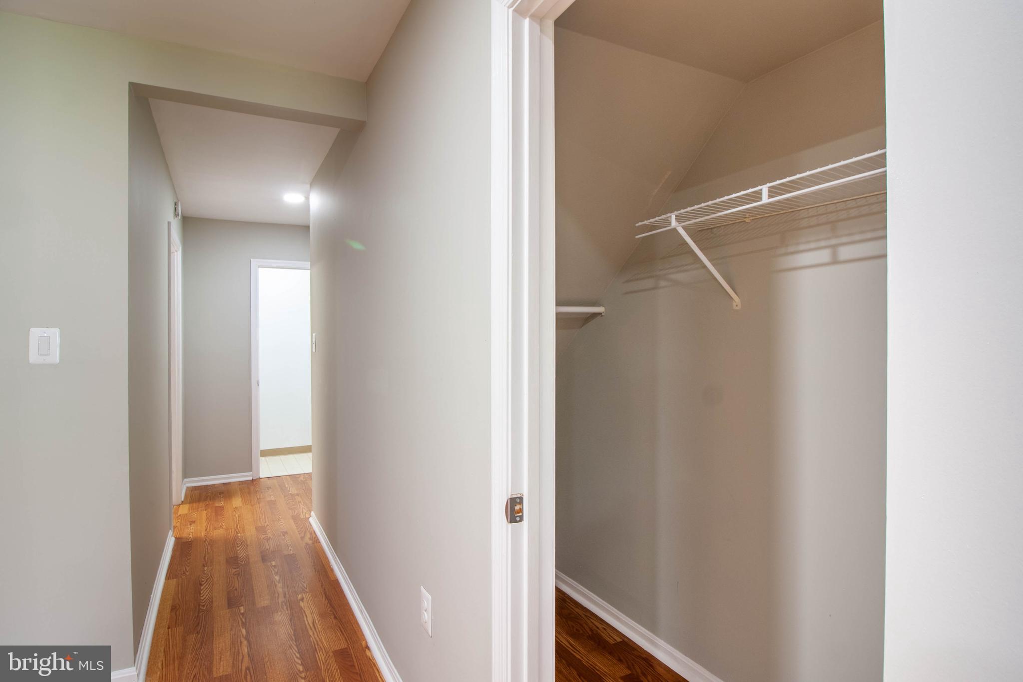 LAKEPOINTE - Residential Lease