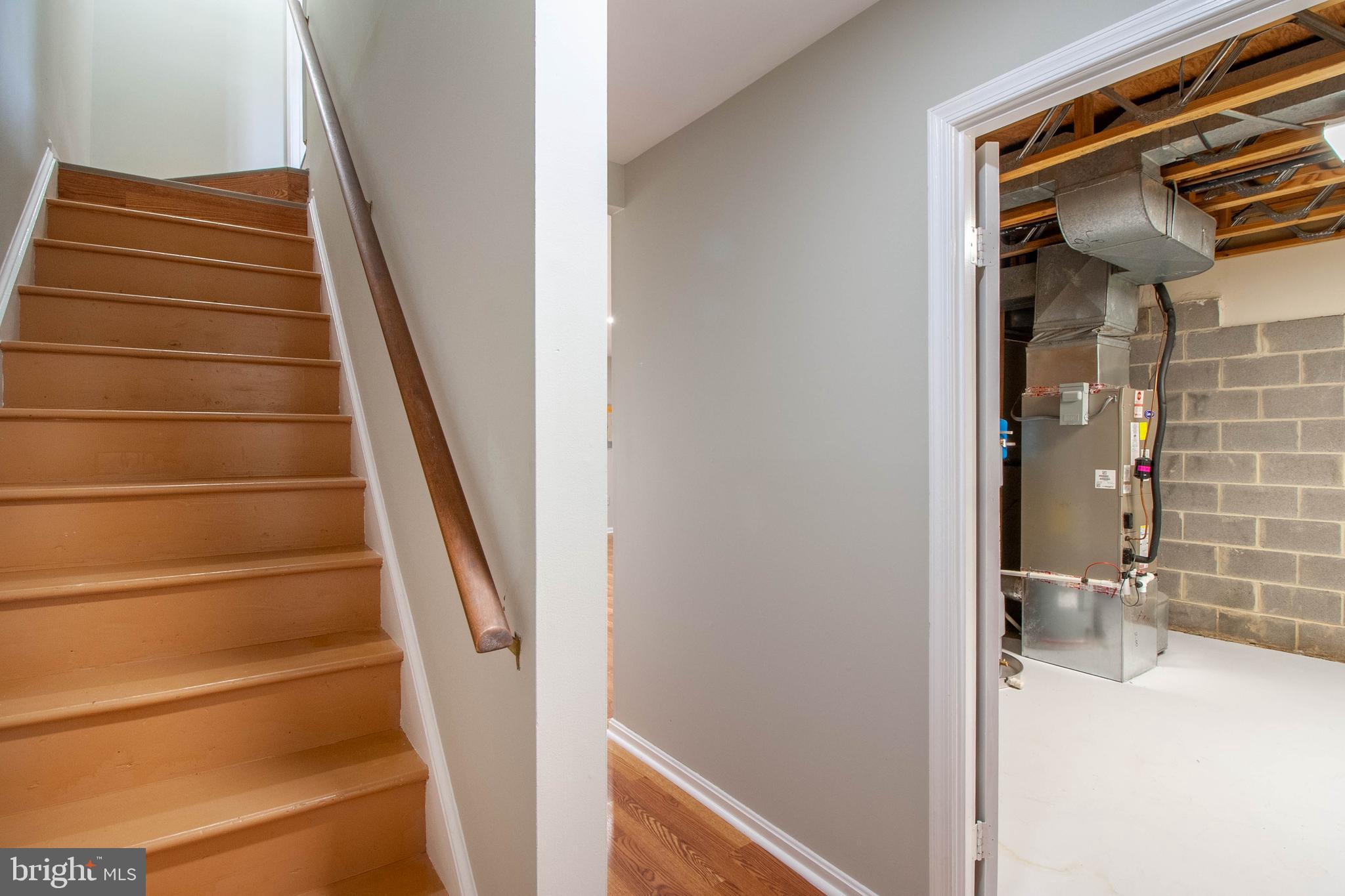 LAKEPOINTE - Residential Lease