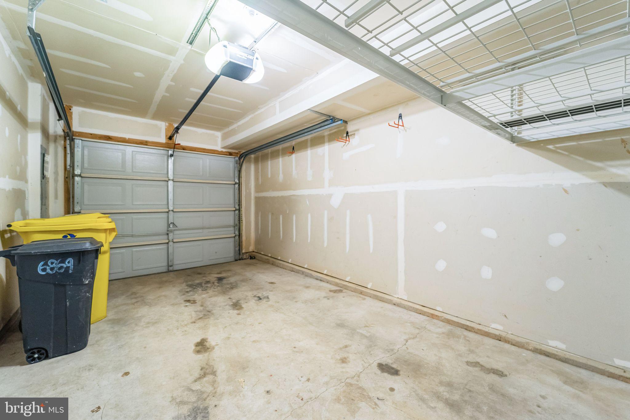 TANYARD SPRINGS - Residential