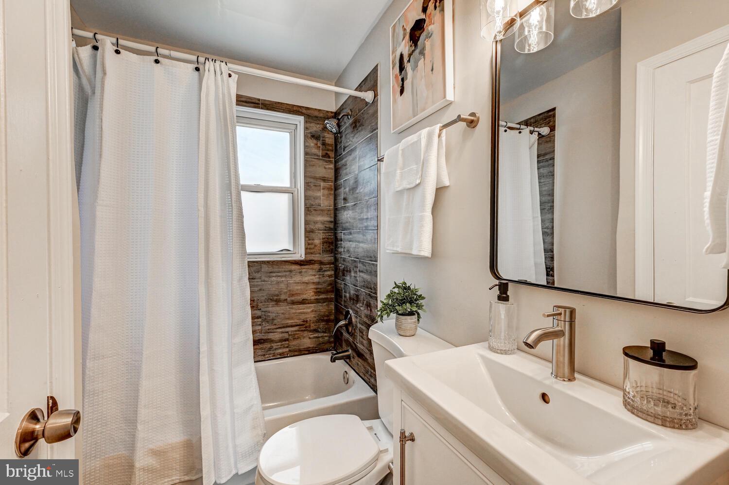 YALE HEIGHTS - Residential