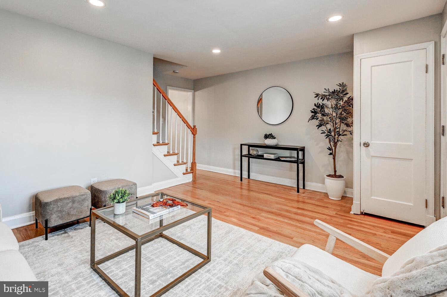 YALE HEIGHTS - Residential