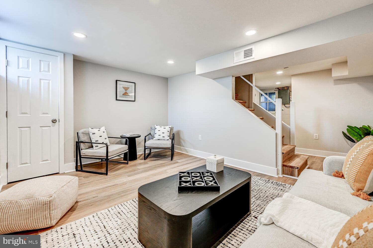 YALE HEIGHTS - Residential