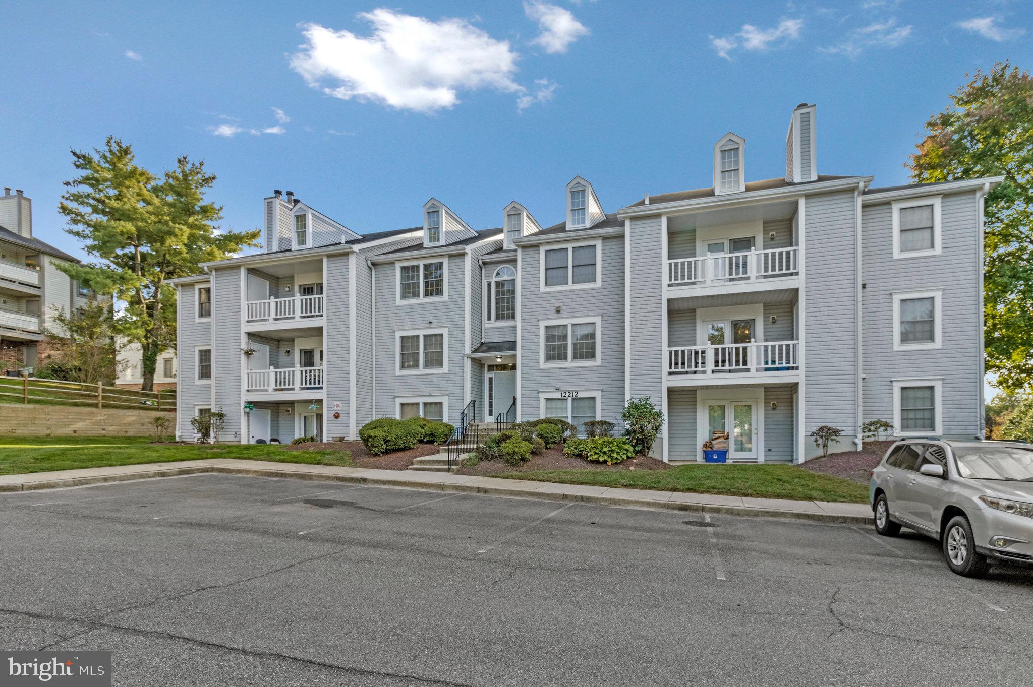 WATERS EDGE AT NORTH LAKE - Residential Lease