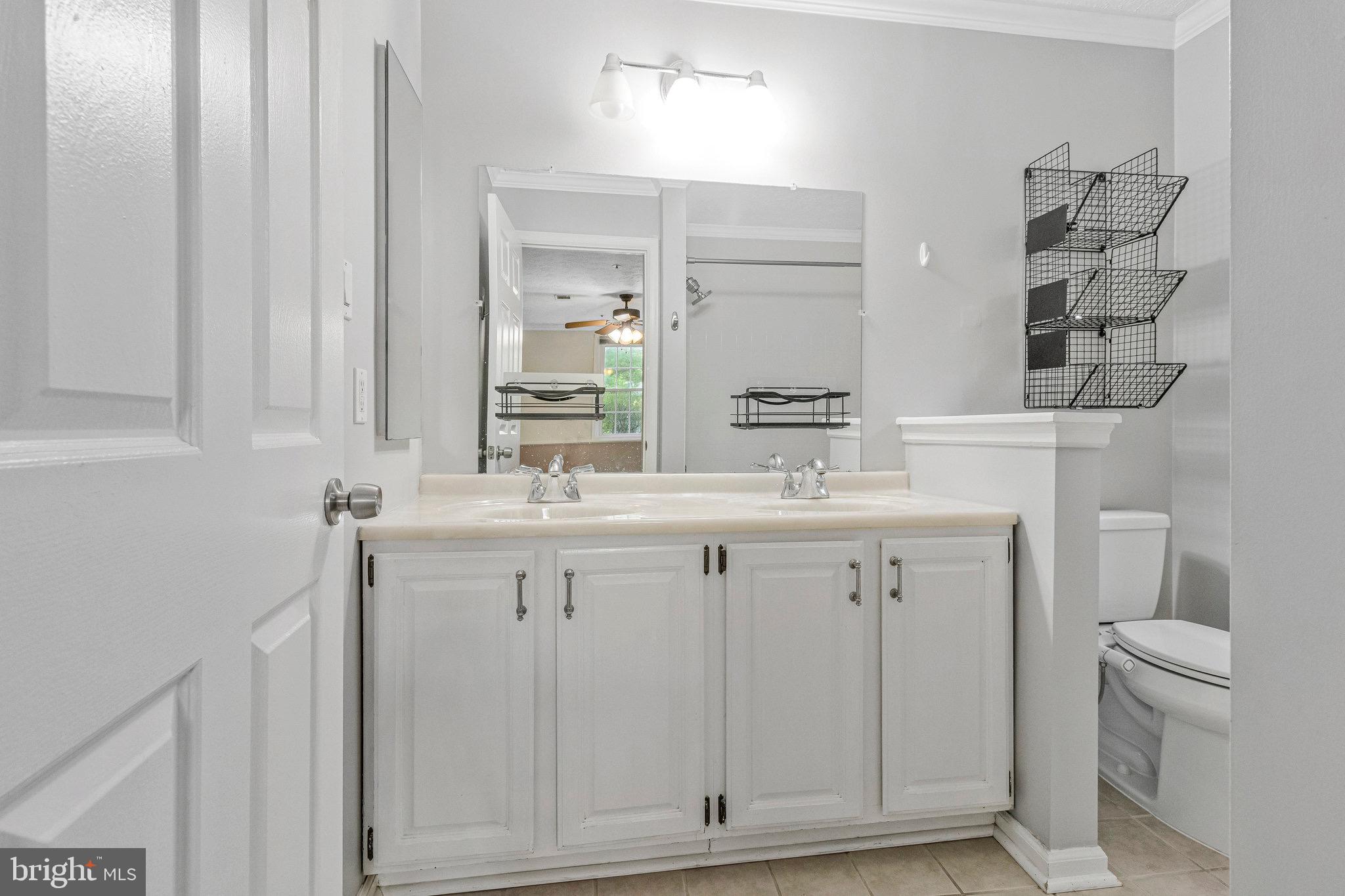 WATERS EDGE AT NORTH LAKE - Residential Lease