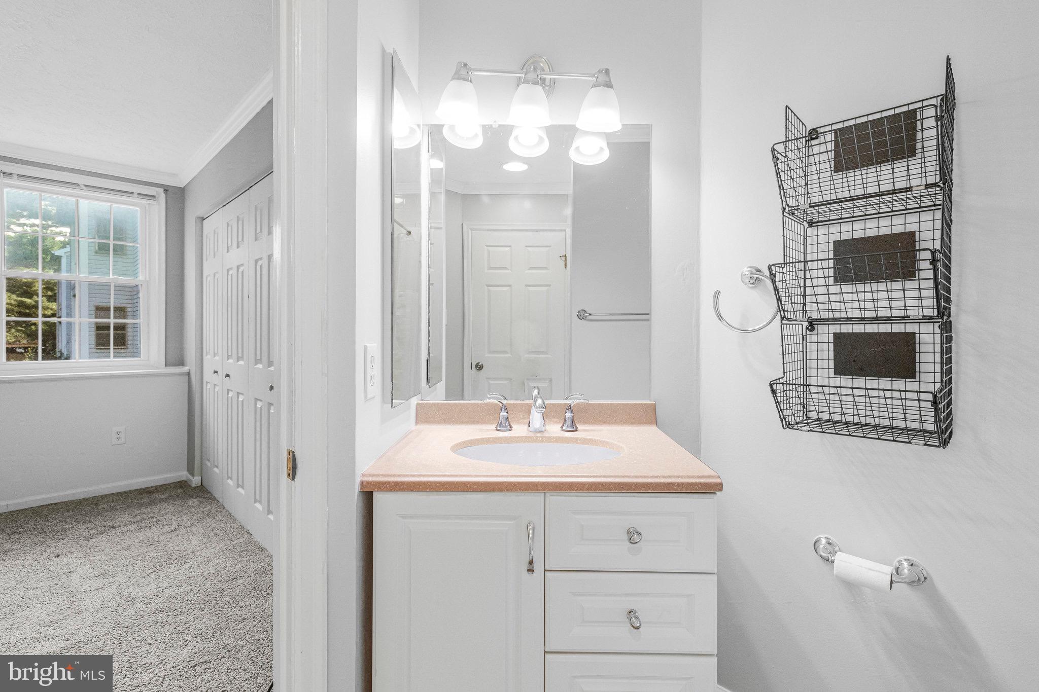 WATERS EDGE AT NORTH LAKE - Residential Lease