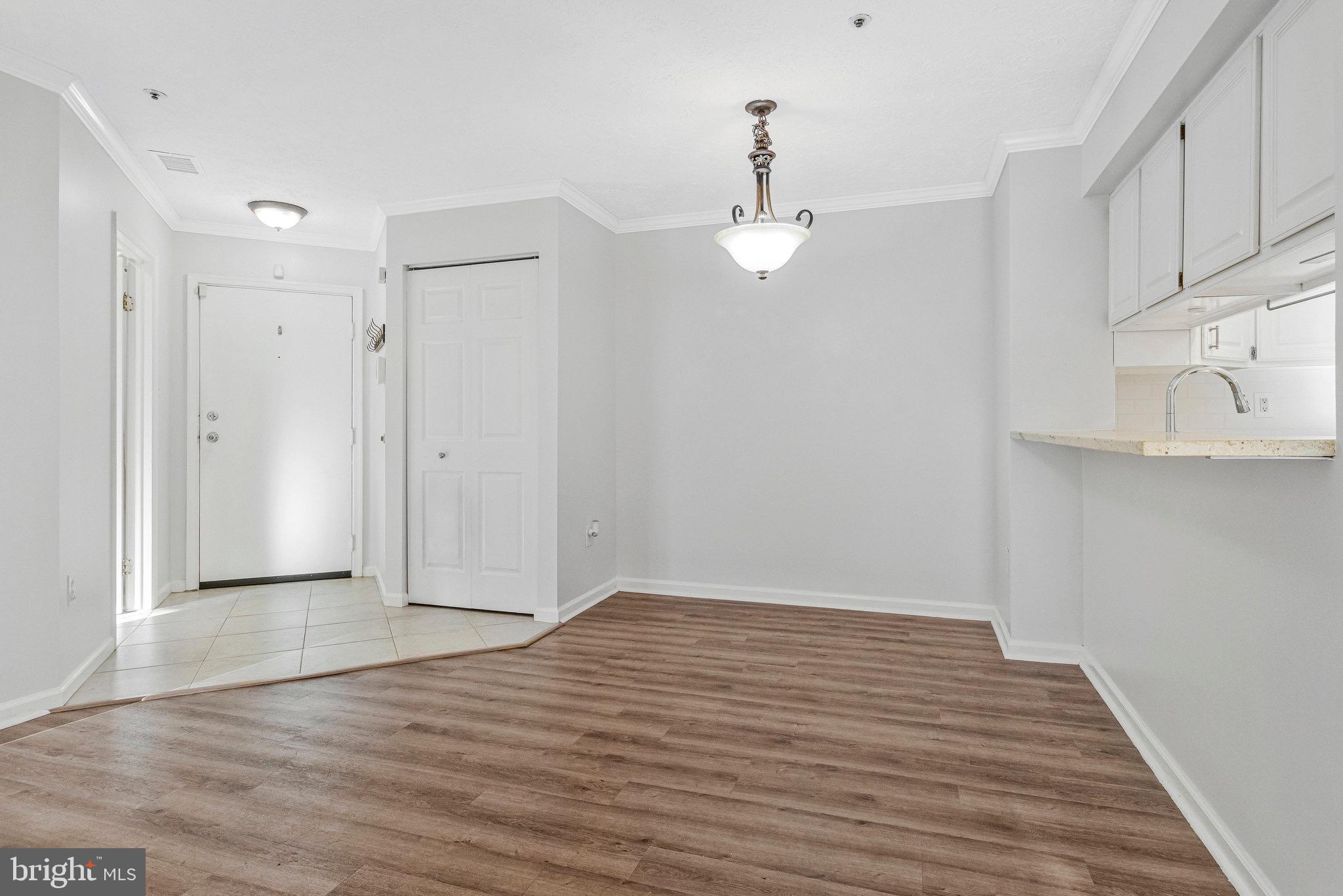 WATERS EDGE AT NORTH LAKE - Residential Lease