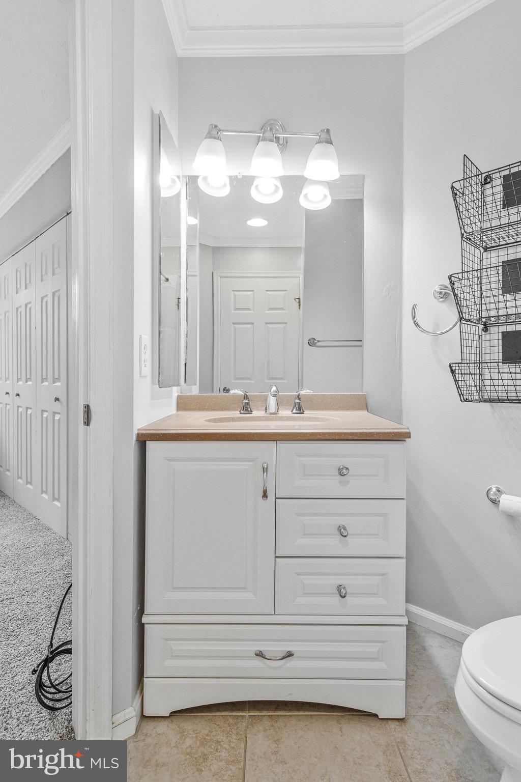 WATERS EDGE AT NORTH LAKE - Residential Lease