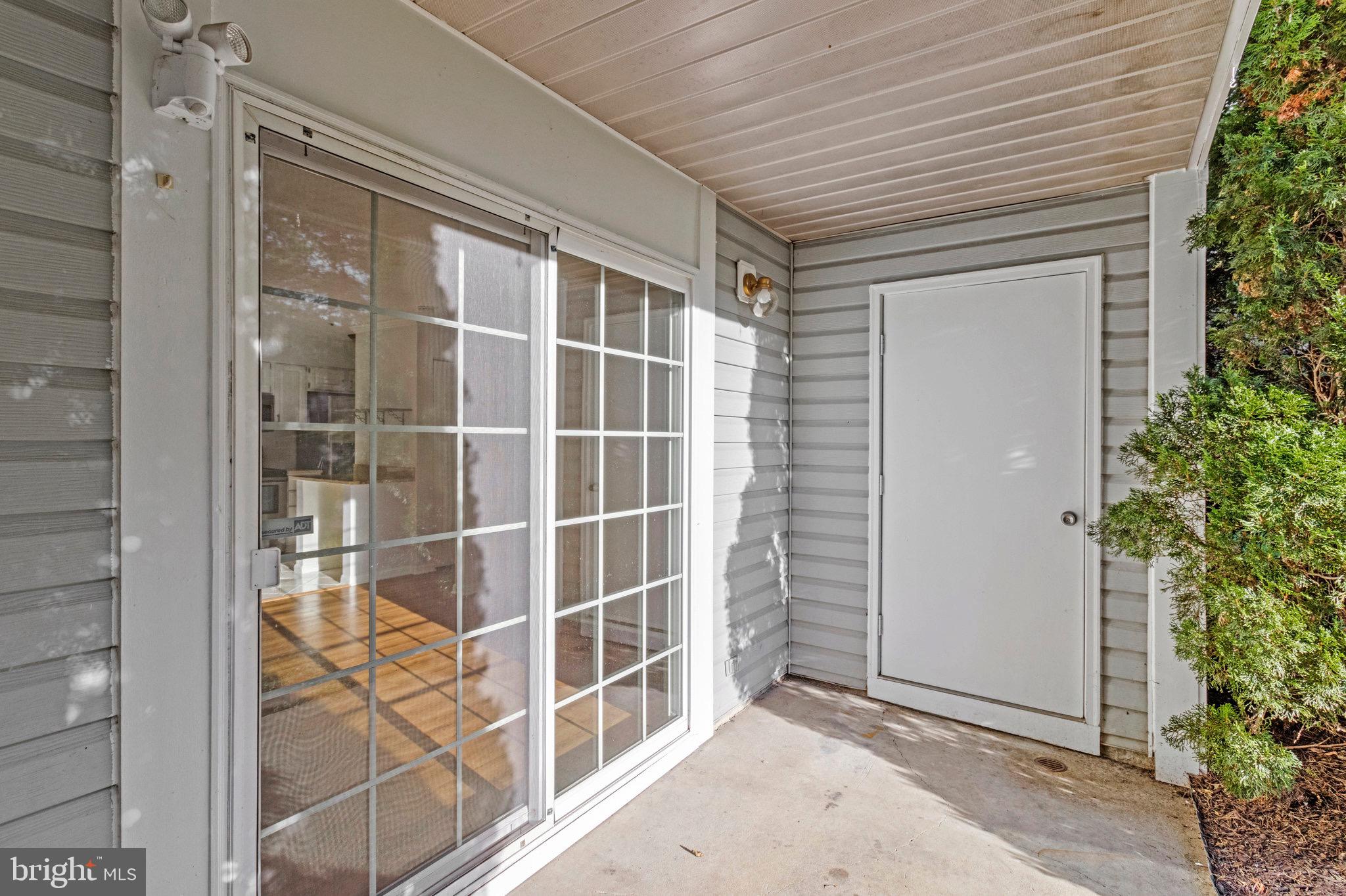 WATERS EDGE AT NORTH LAKE - Residential Lease